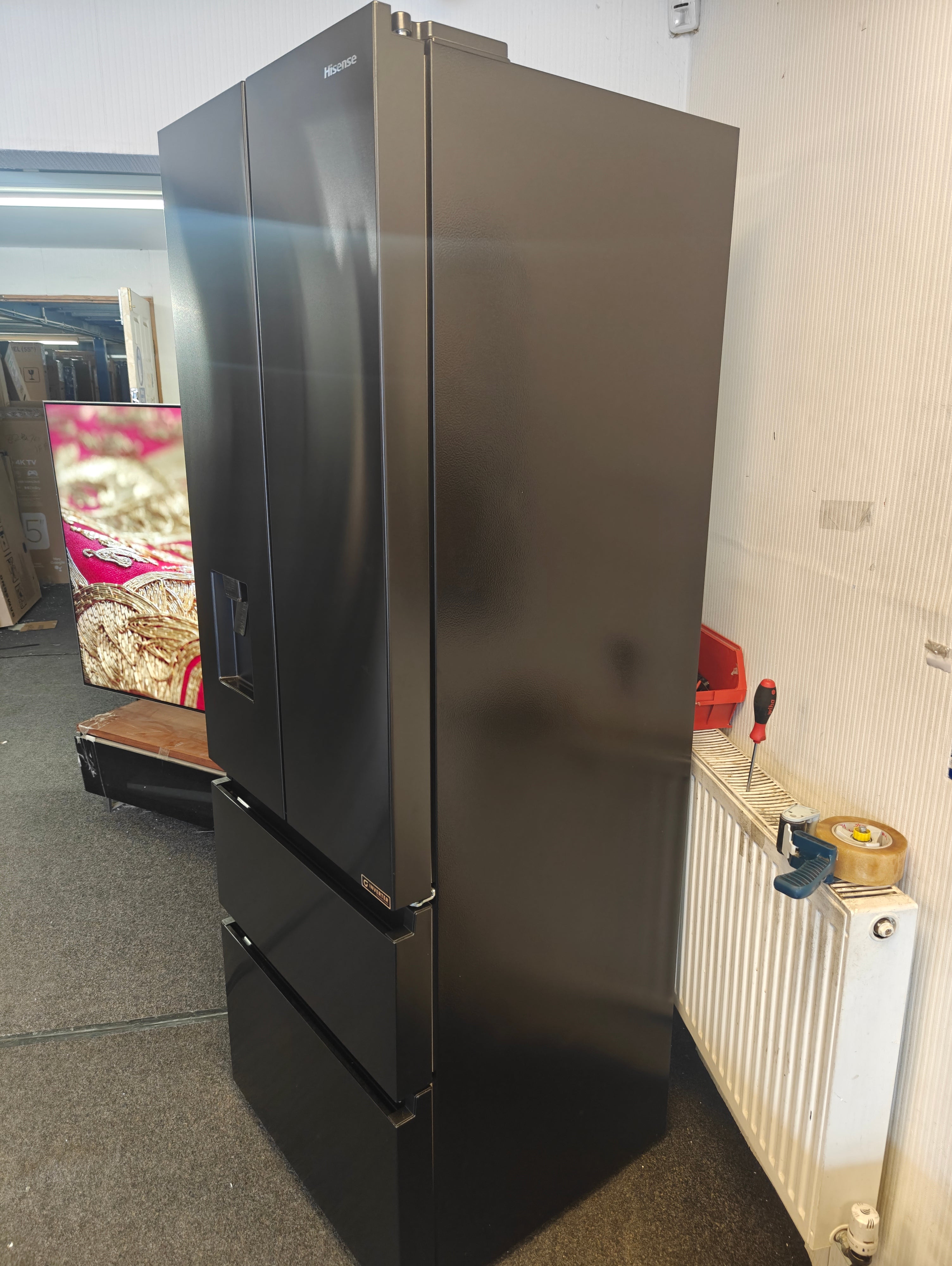 HISENSE RF632N4WFE BLACK NARROW AMERICAN FRIDGE FREEZER - Electronic World TV