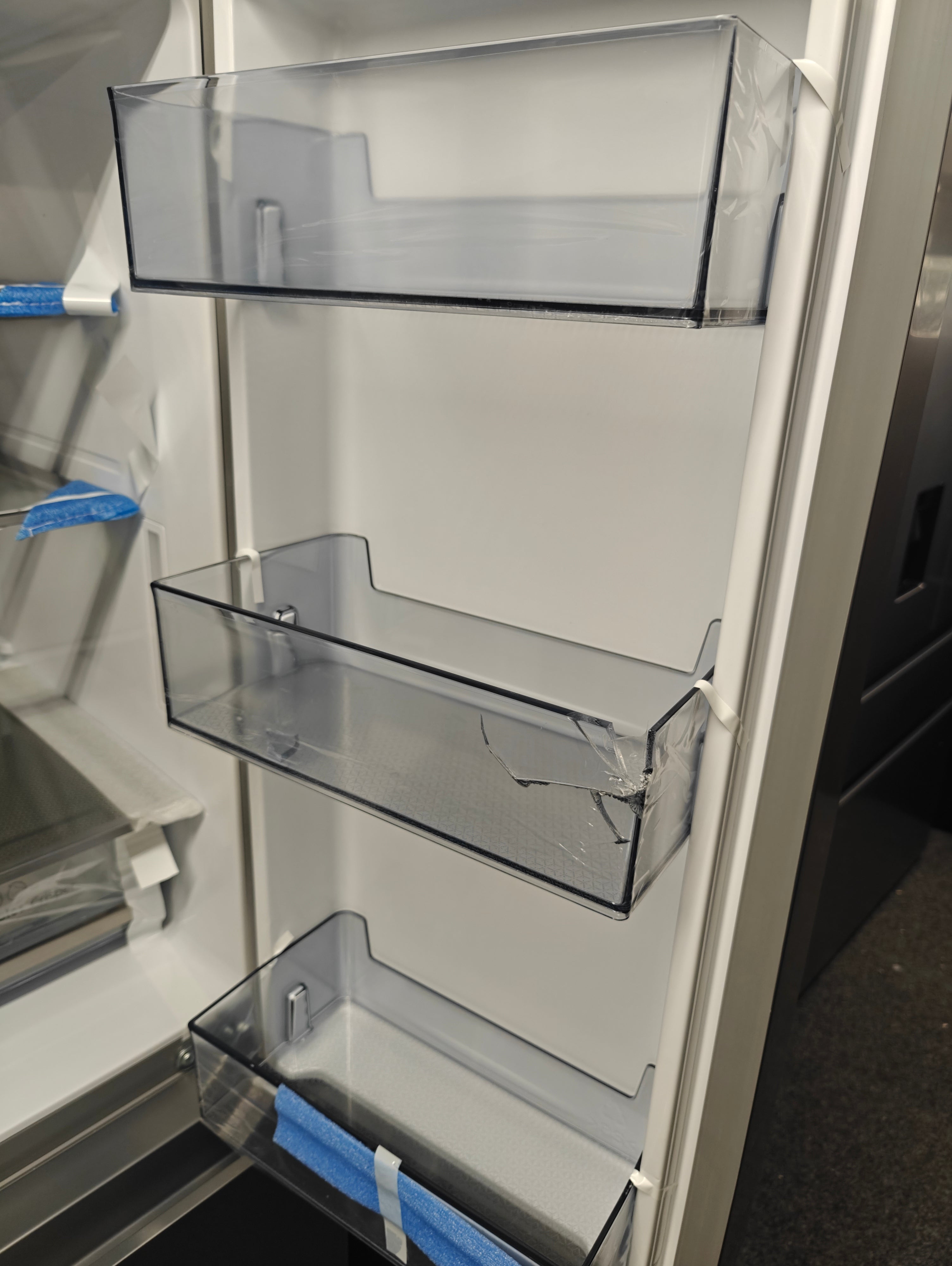 HISENSE RQ760N4SASE PUREFLAT SMART AMERICAN FRIDGE FREEZER - STAINLESS STEEL - Electronic World TV