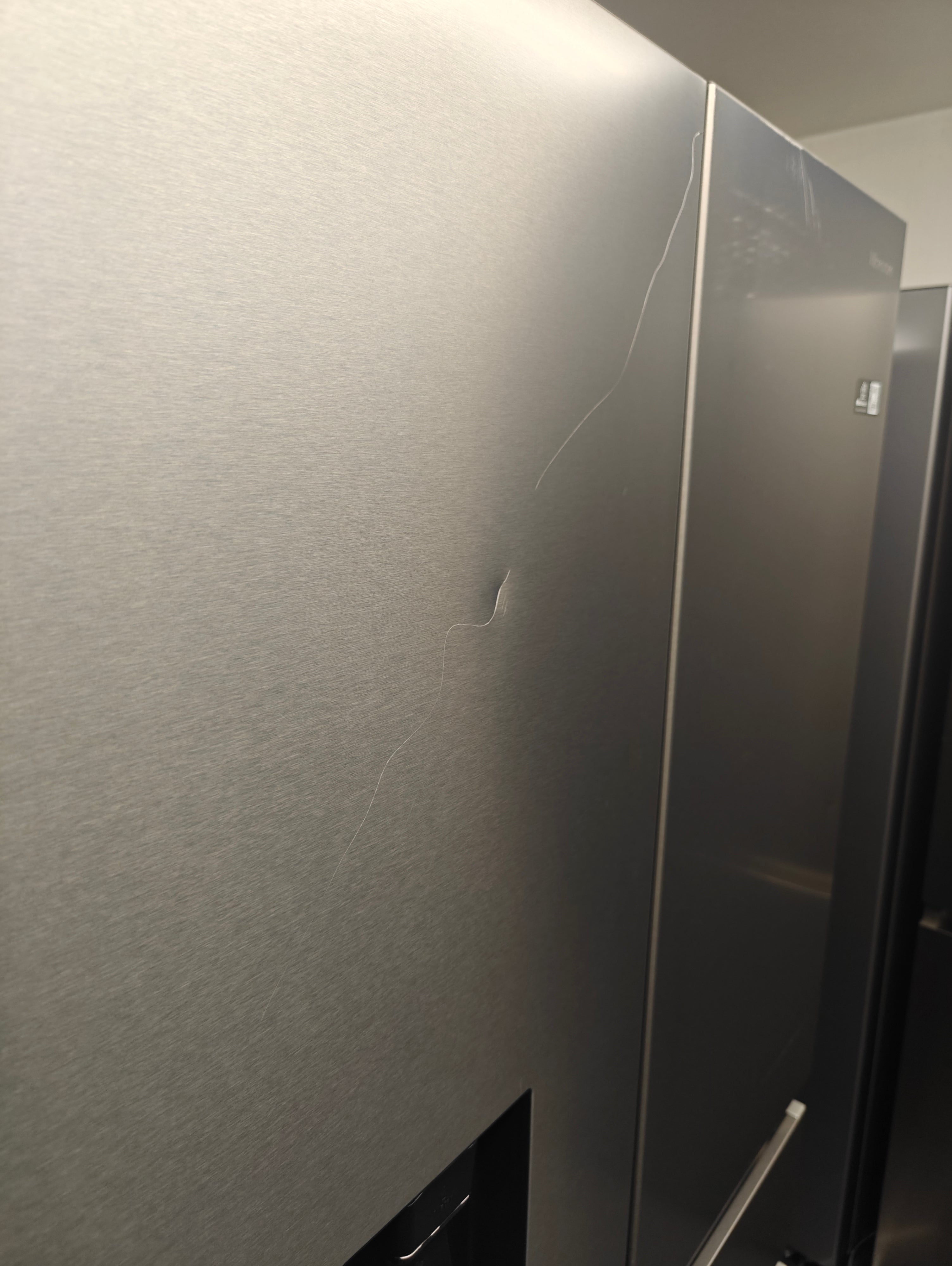 HISENSE RF749N4SWSE PUREFLAT AMERICAN FRIDGE FREEZER - STAINLESS STEEL - Electronic World TV