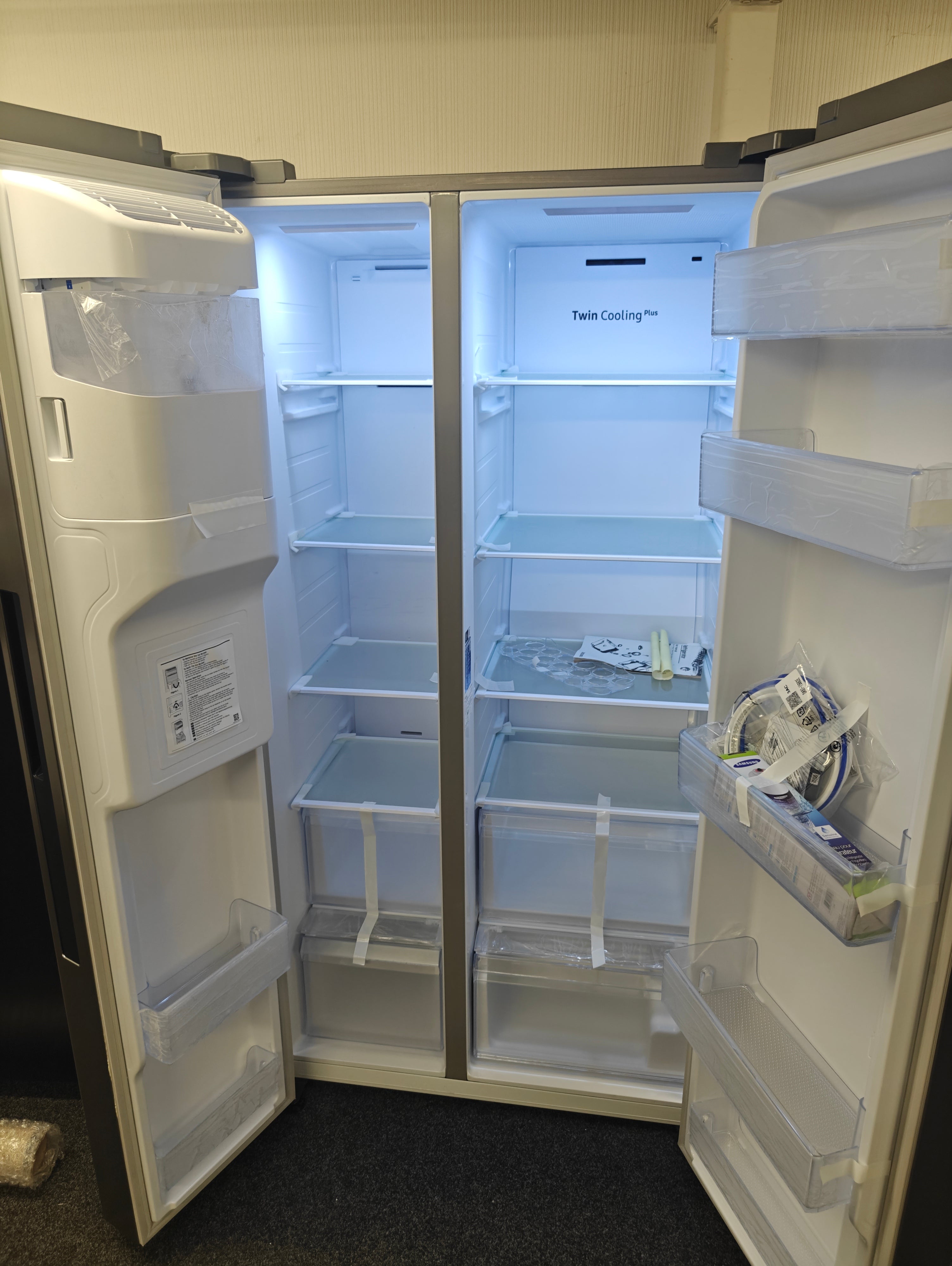 SAMSUNG RS67A8810S9/EU SPACEMAX AMERICAN FRIDGE FREEZER - STAINLESS STEEL - Electronic World TV