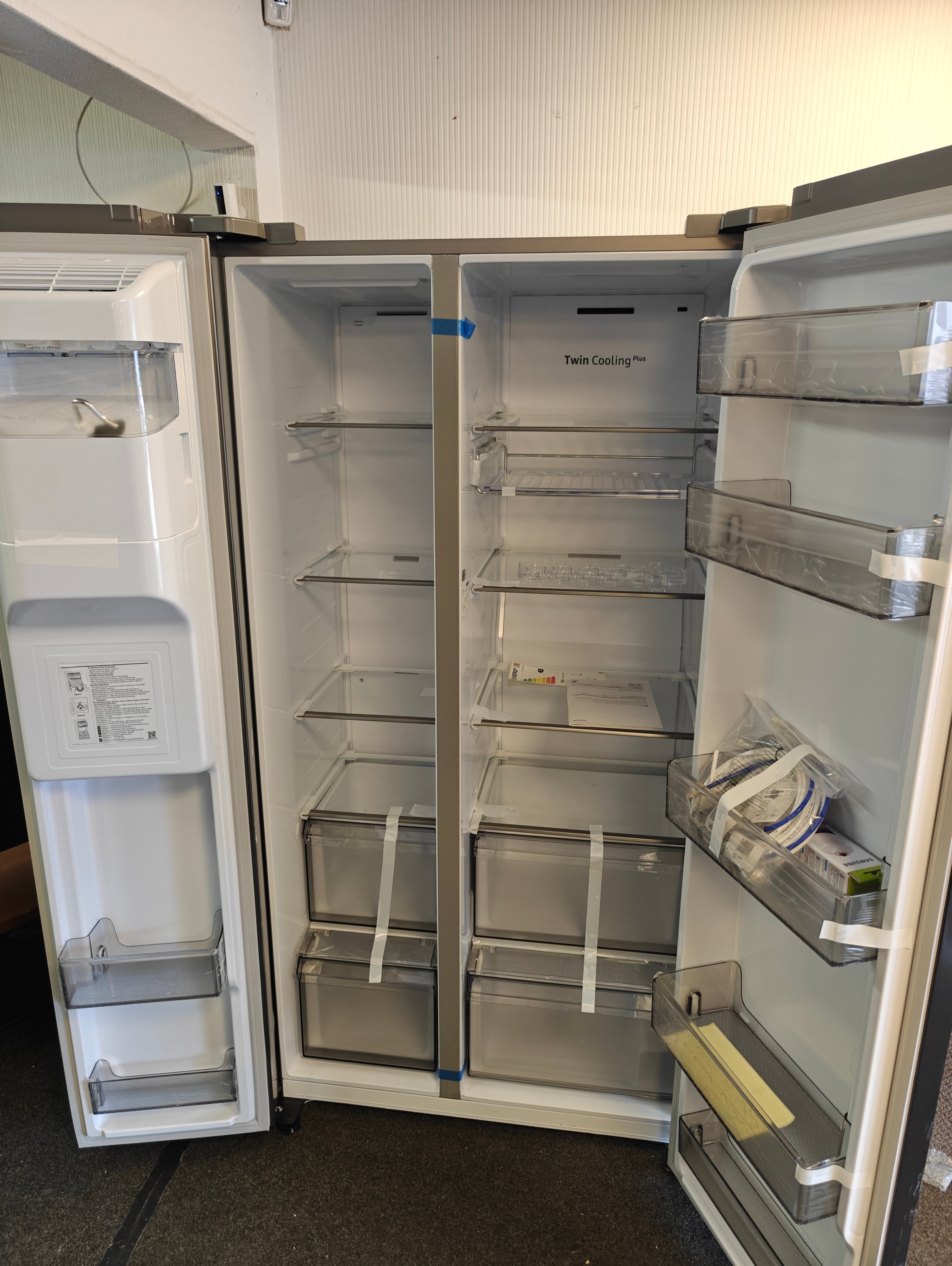 SAMSUNG RS68CG883DS9EU SPACEMAX AMERICAN FRIDGE FREEZER - STAINLESS STEEL - Electronic World TV