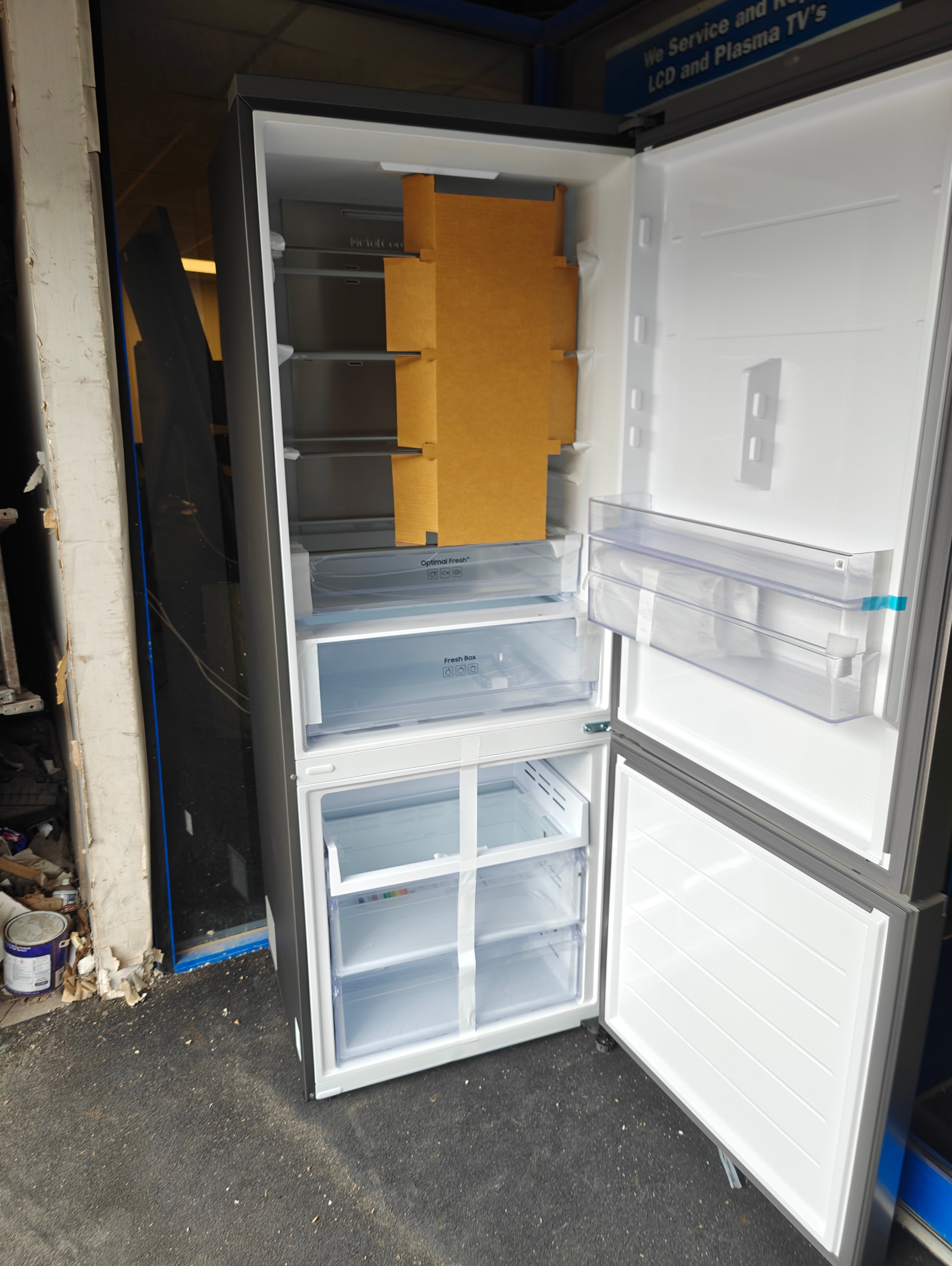 SAMSUNG RB53DG703CS9EU LARGE FRIDGE FREEZER - STAINLESS STEEL - Electronic World TV