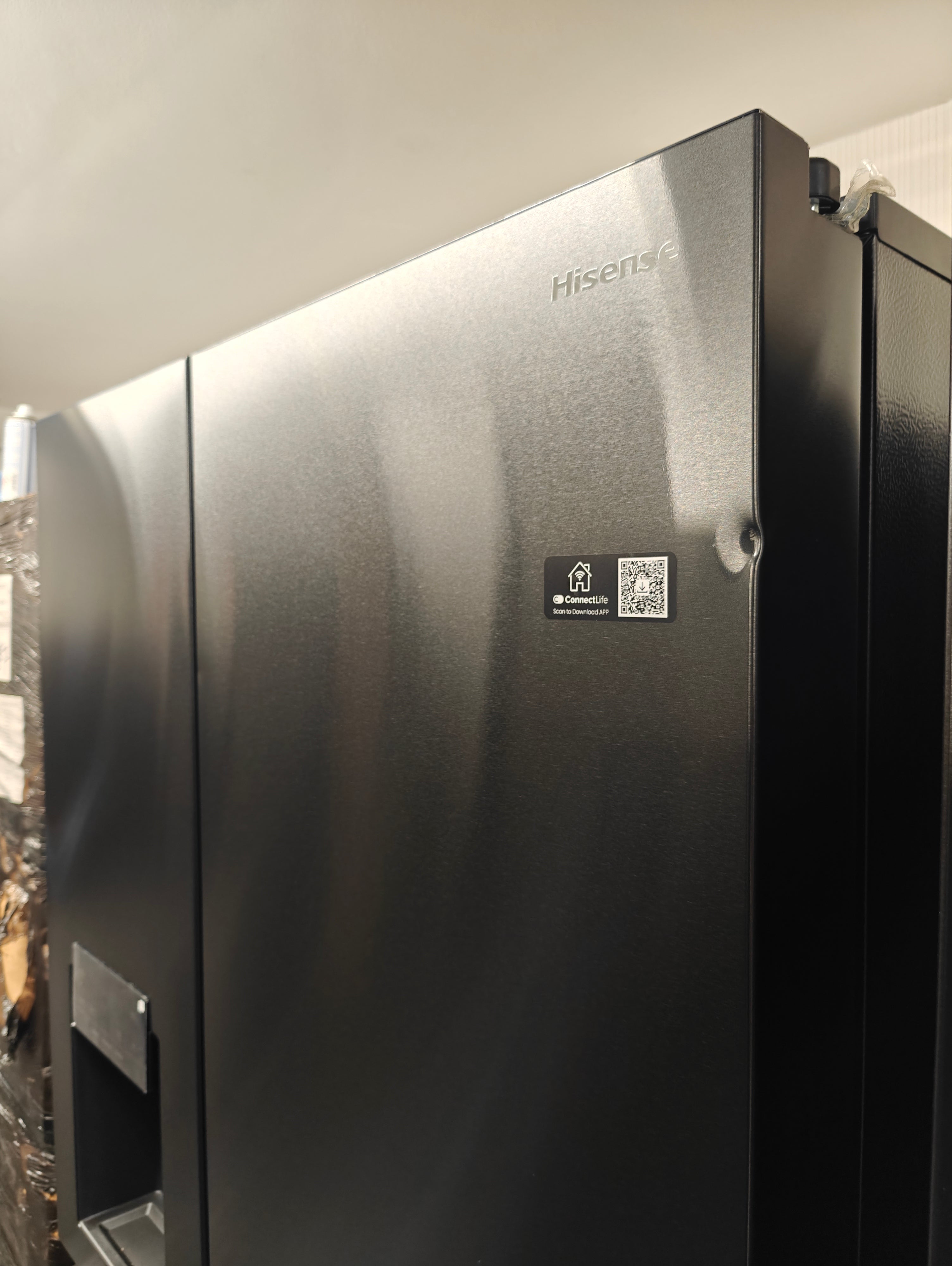 HISENSE RS818N4TFE PUREFLAT INFINITE BLACK AMERICAN FRIDGE FREEZER - Electronic World TV