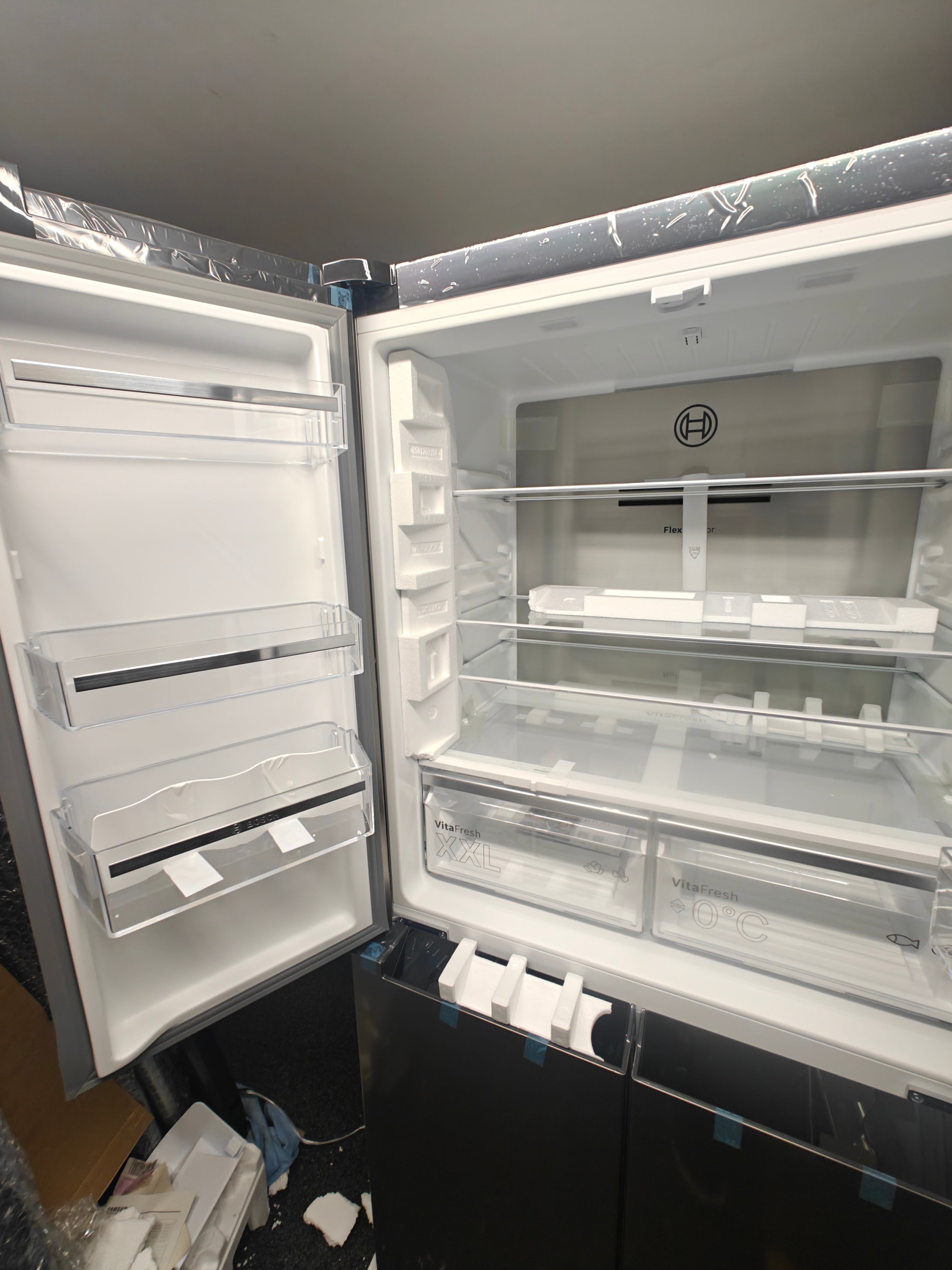BOSCH KFN96VPEAG FRENCH DOOR AMERICAN FRIDGE FREEZER - STAINLESS STEEL. - Electronic World TV