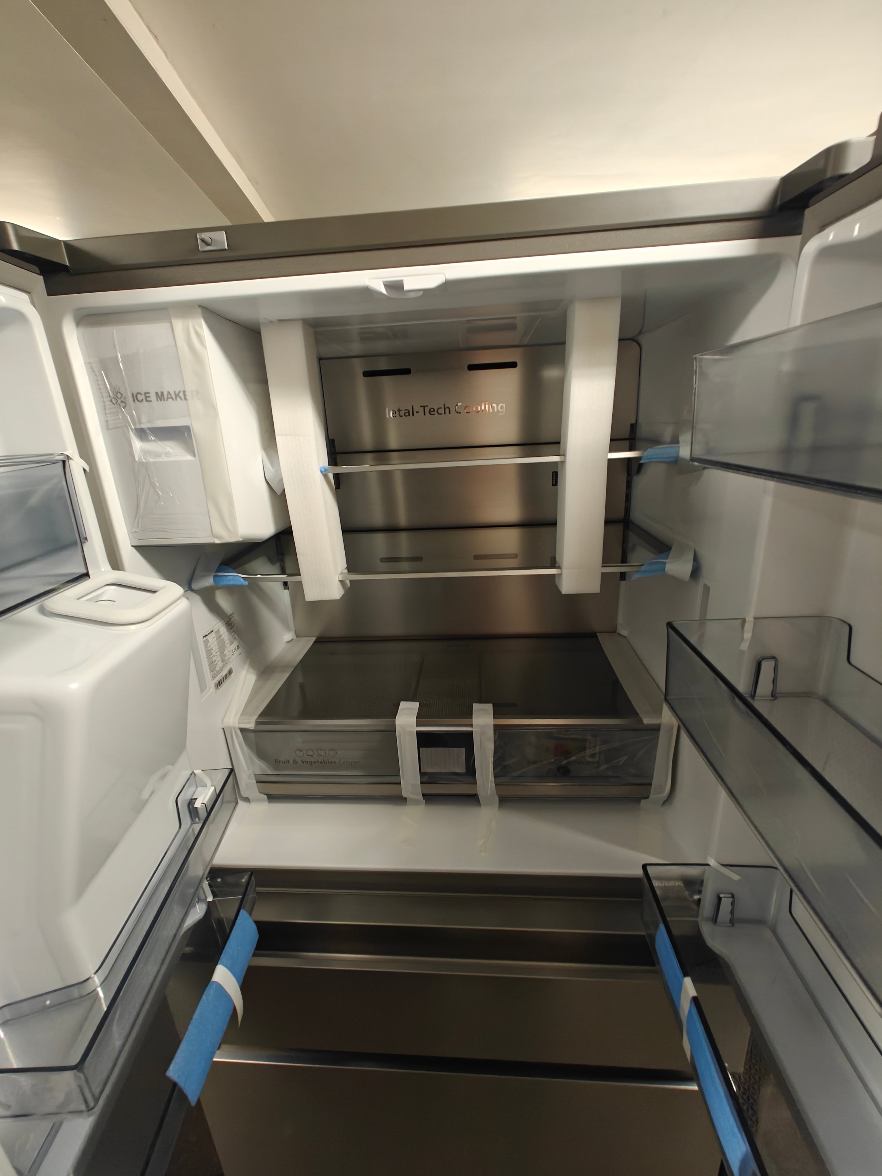 HISENSE RF728N4SASE PUREFLAT SMART AMERICAN FRIDGE FREEZER - STAINLESS STEEL - Electronic World TV