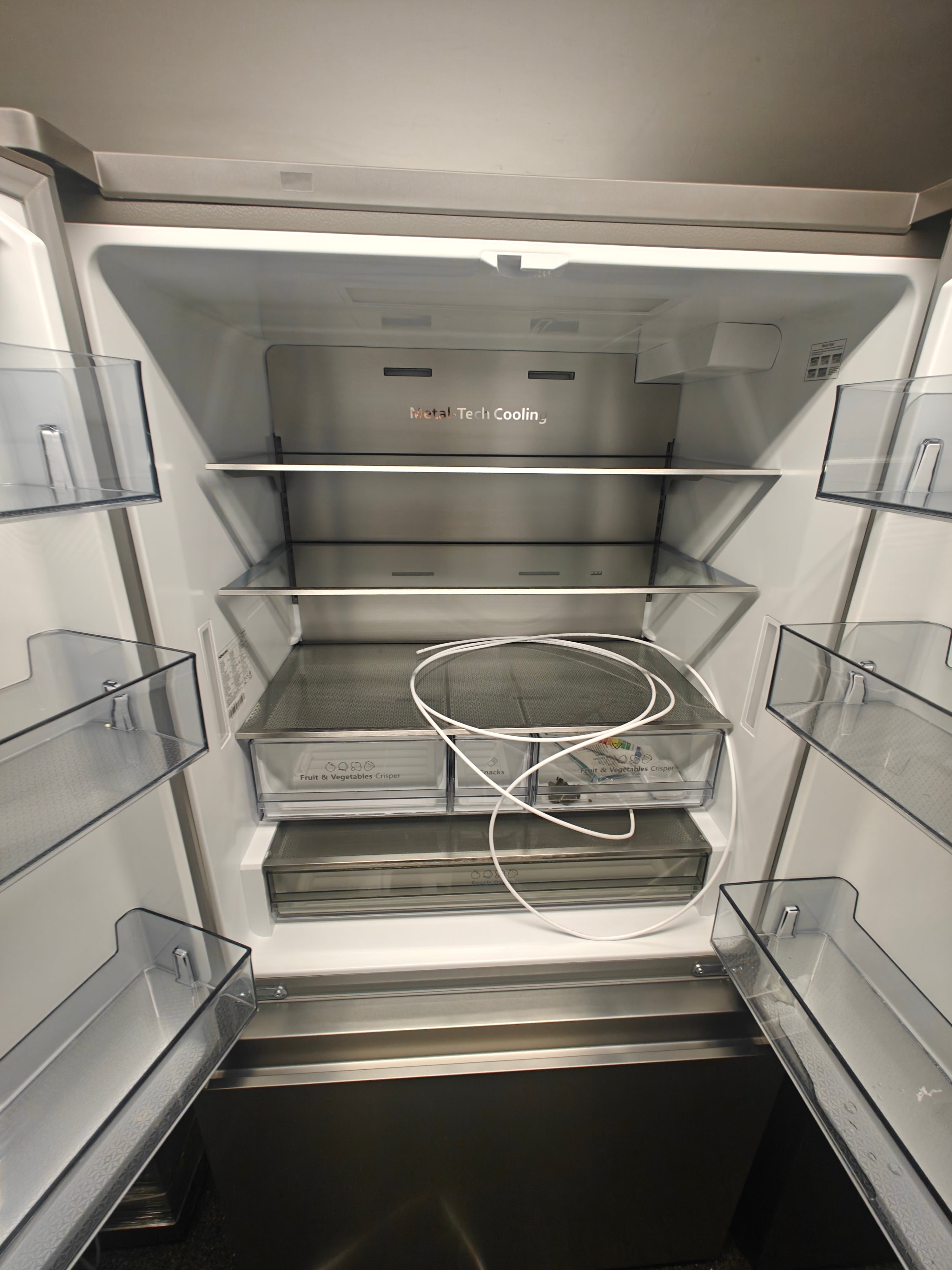 HISENSE RF815N4SESE PUREFLAT SMART AMERICAN FRIDGE FREEZER - STAINLESS STEEL (Copy) - Electronic World TV