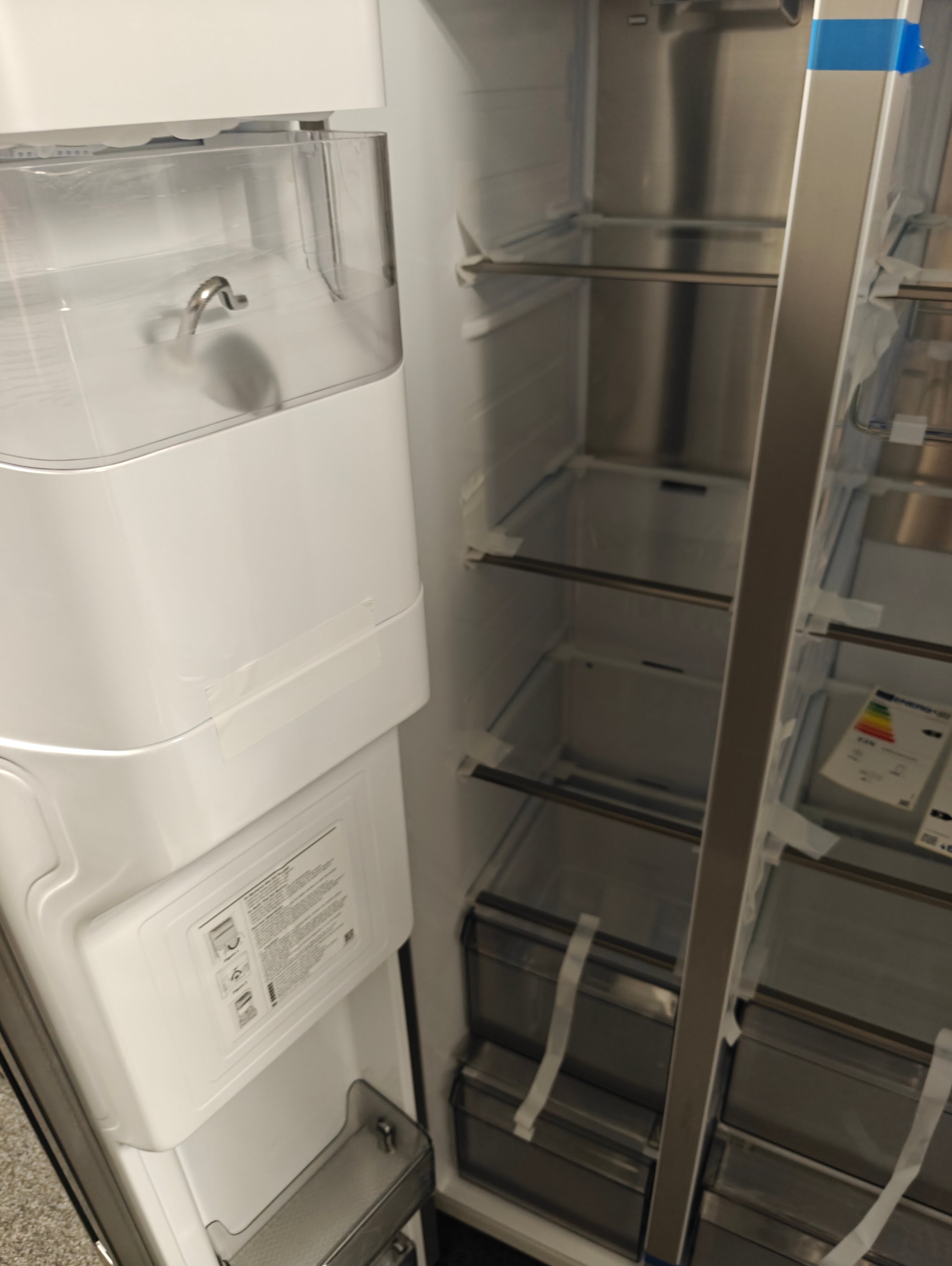 SAMSUNG RS68A884CB1 SPACEMAX AMERICAN FRIDGE FREEZER - STAINLESS STEEL. - Electronic World TV