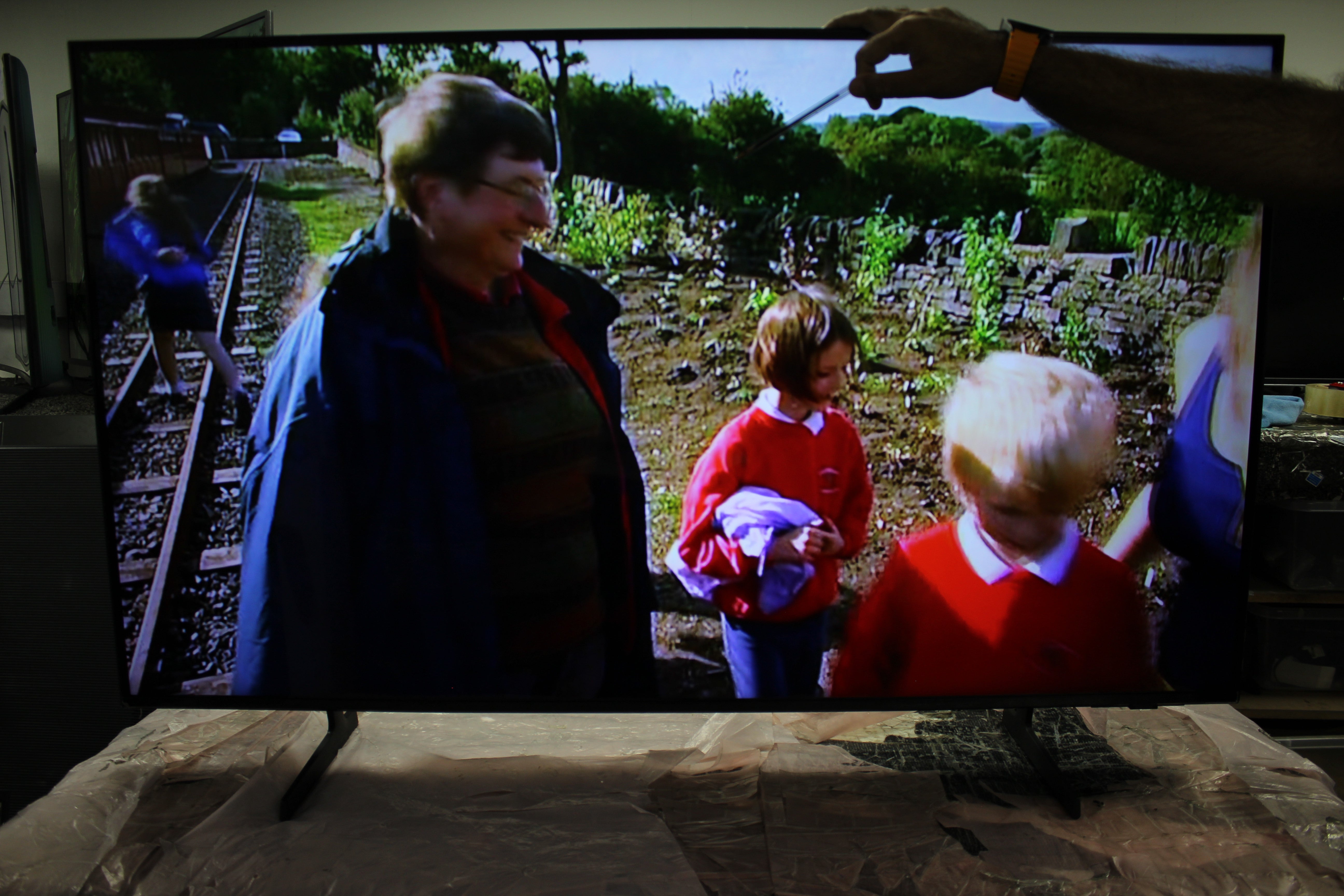 50" Samsung UE50DU7100KXXU 4K HDR Crystal Smart LED TV - Electronic World TV