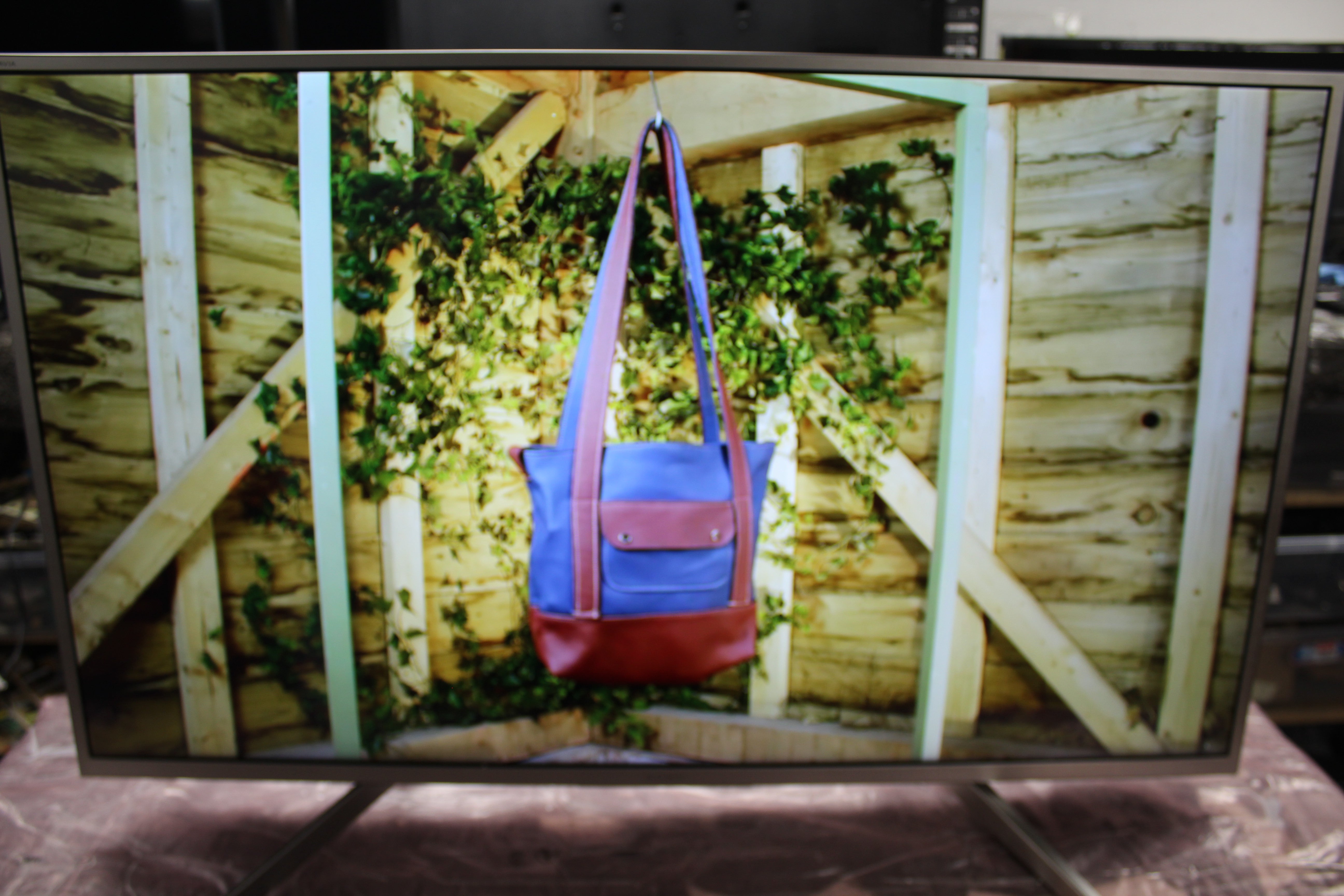 43" Sony KD43XG7073SU 4K Ultra HD HDR Smart LED TV - Electronic World TV