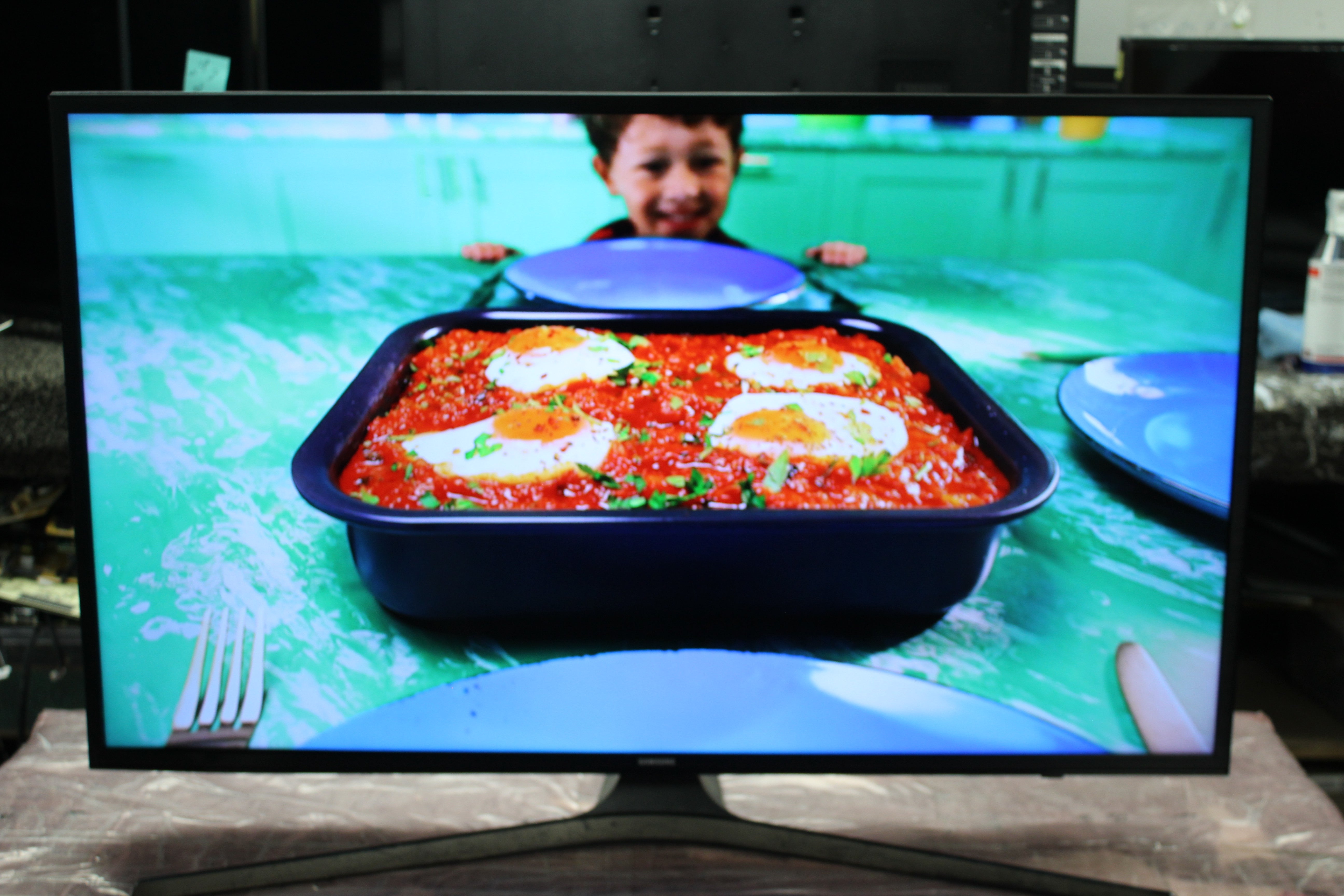 43" Samsung UE43KU6000 4k Ultra HD HDR Smart LED TV - Electronic World TV