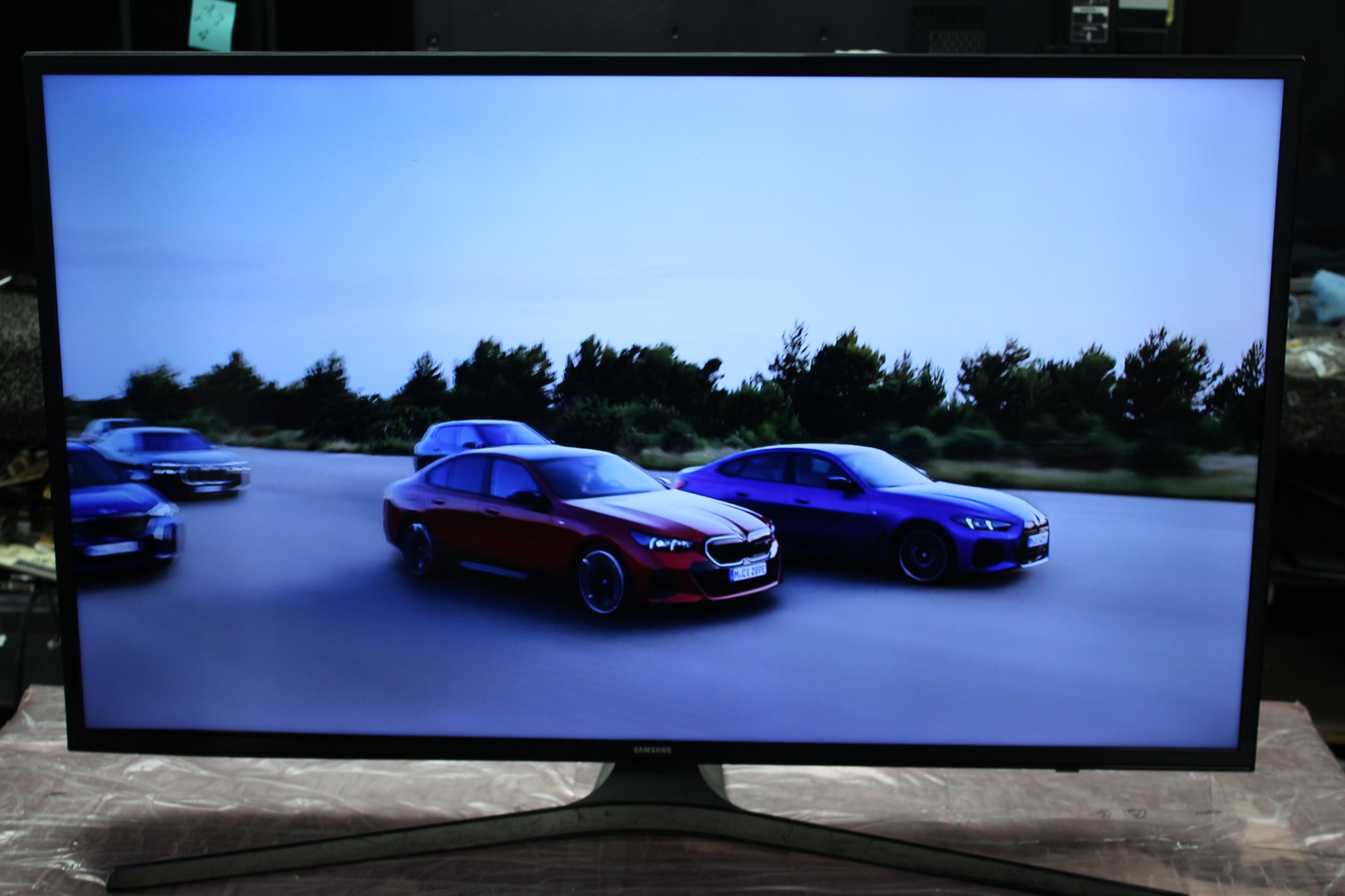 43" Samsung UE43KU6000 4k Ultra HD HDR Smart LED TV - Electronic World TV