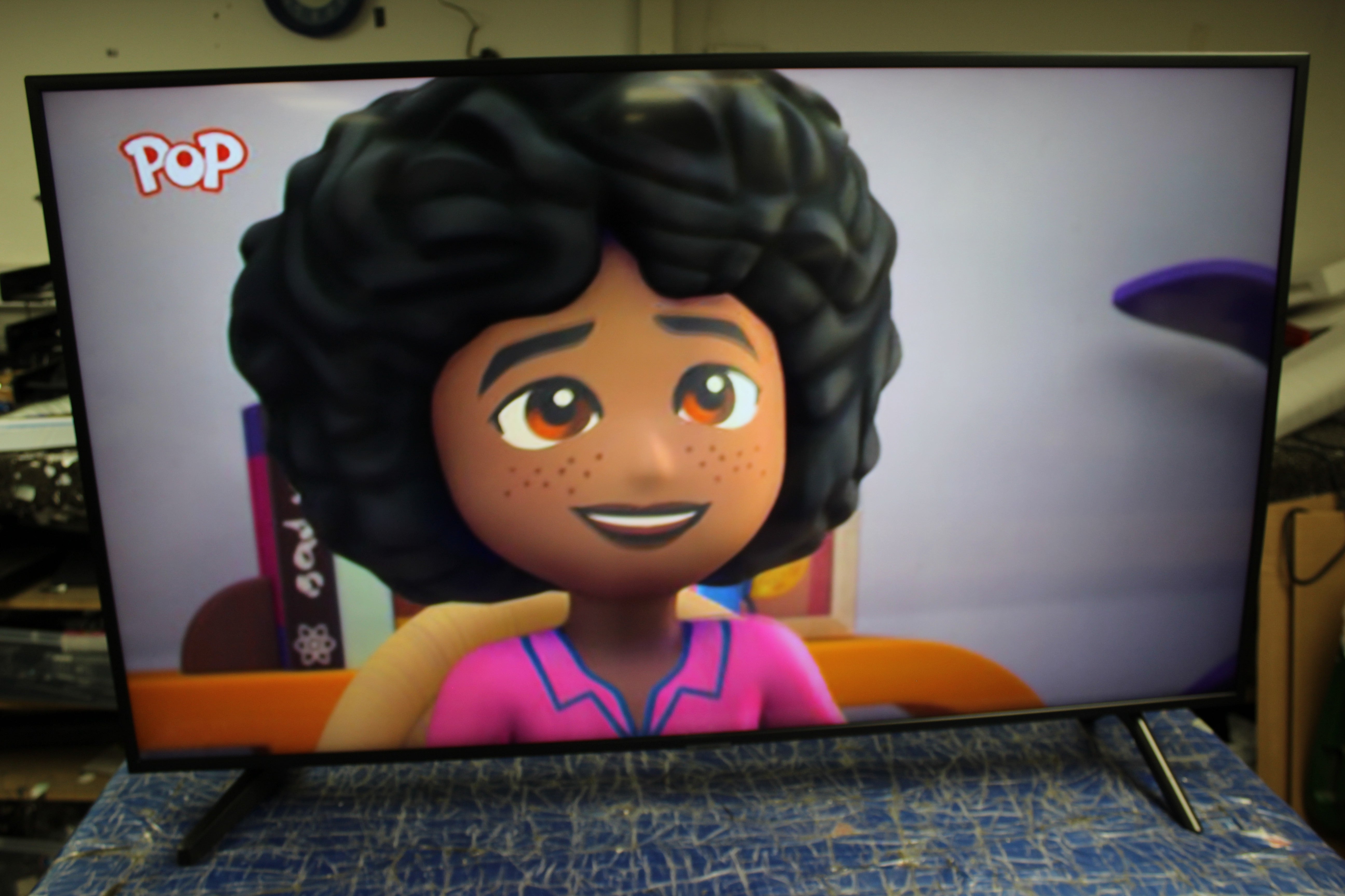 50" Samsung UE50RU7100 4K Certified Ultra HD HDR Smart LED TV - Electronic World TV