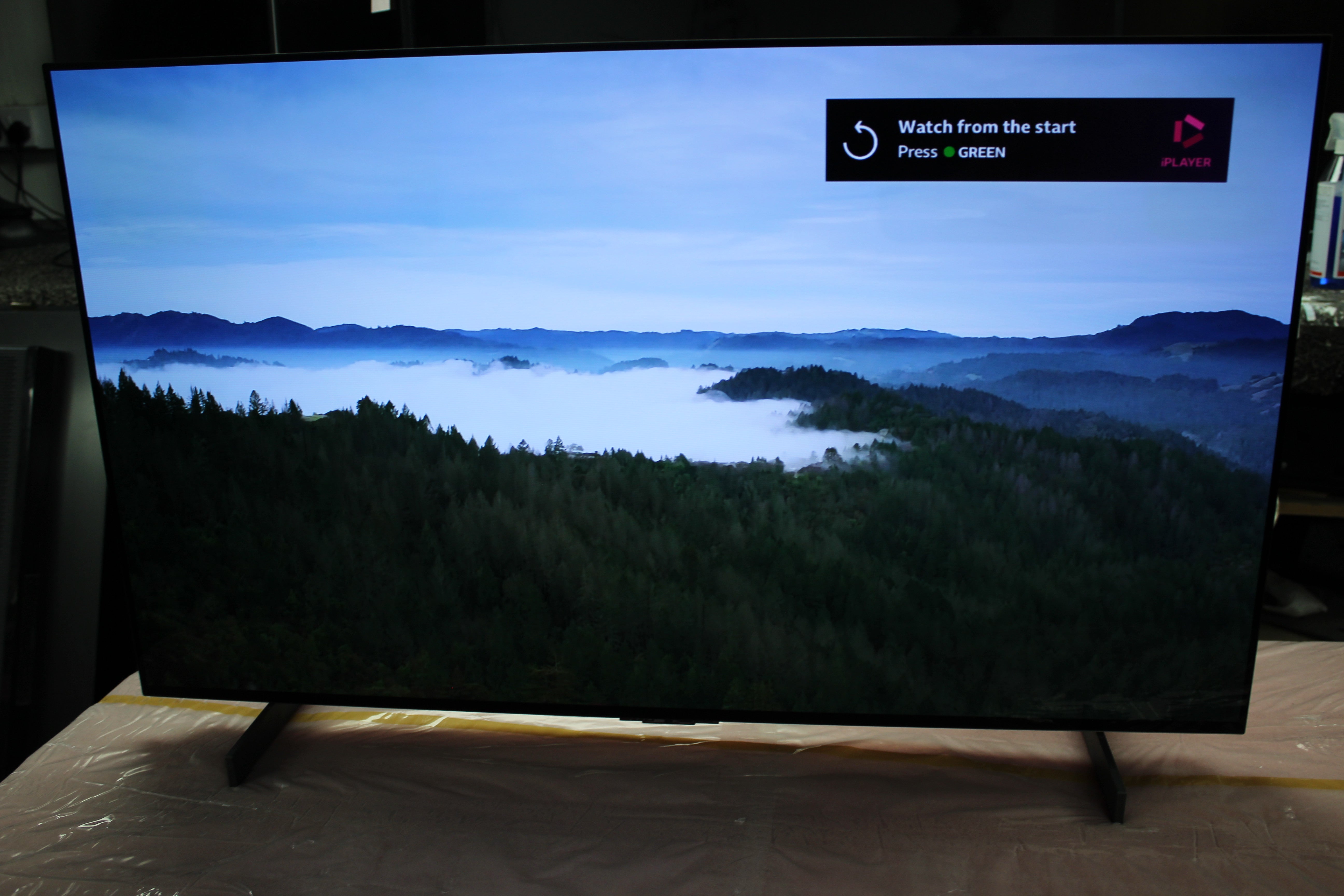 42" LG Evo OLED42C44LA 4K HDR Smart OLED TV - Electronic World TV