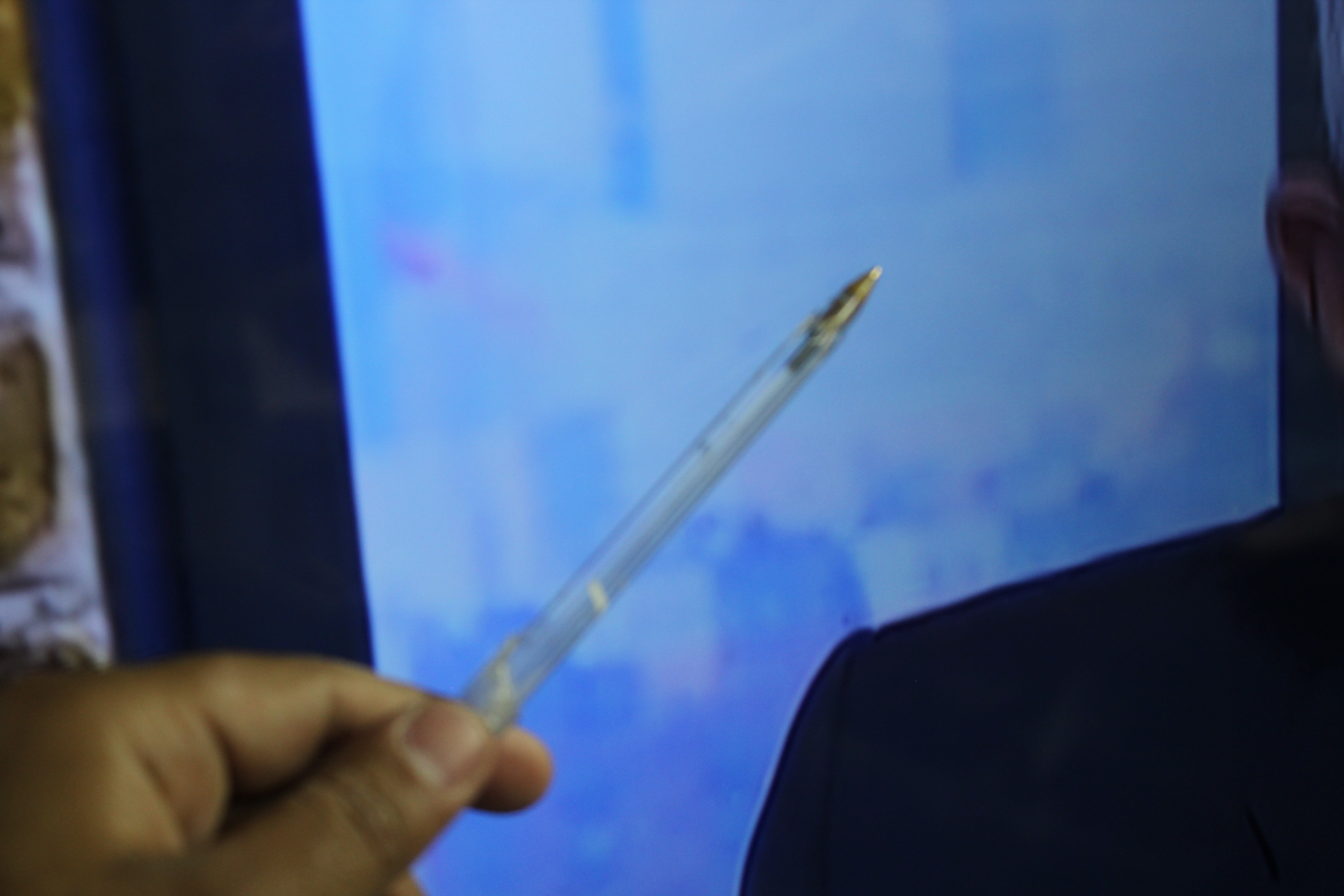 70" Philips 70PUS7956/12 Ambilight 4K HDR Android Smart LED TV - Electronic World TV