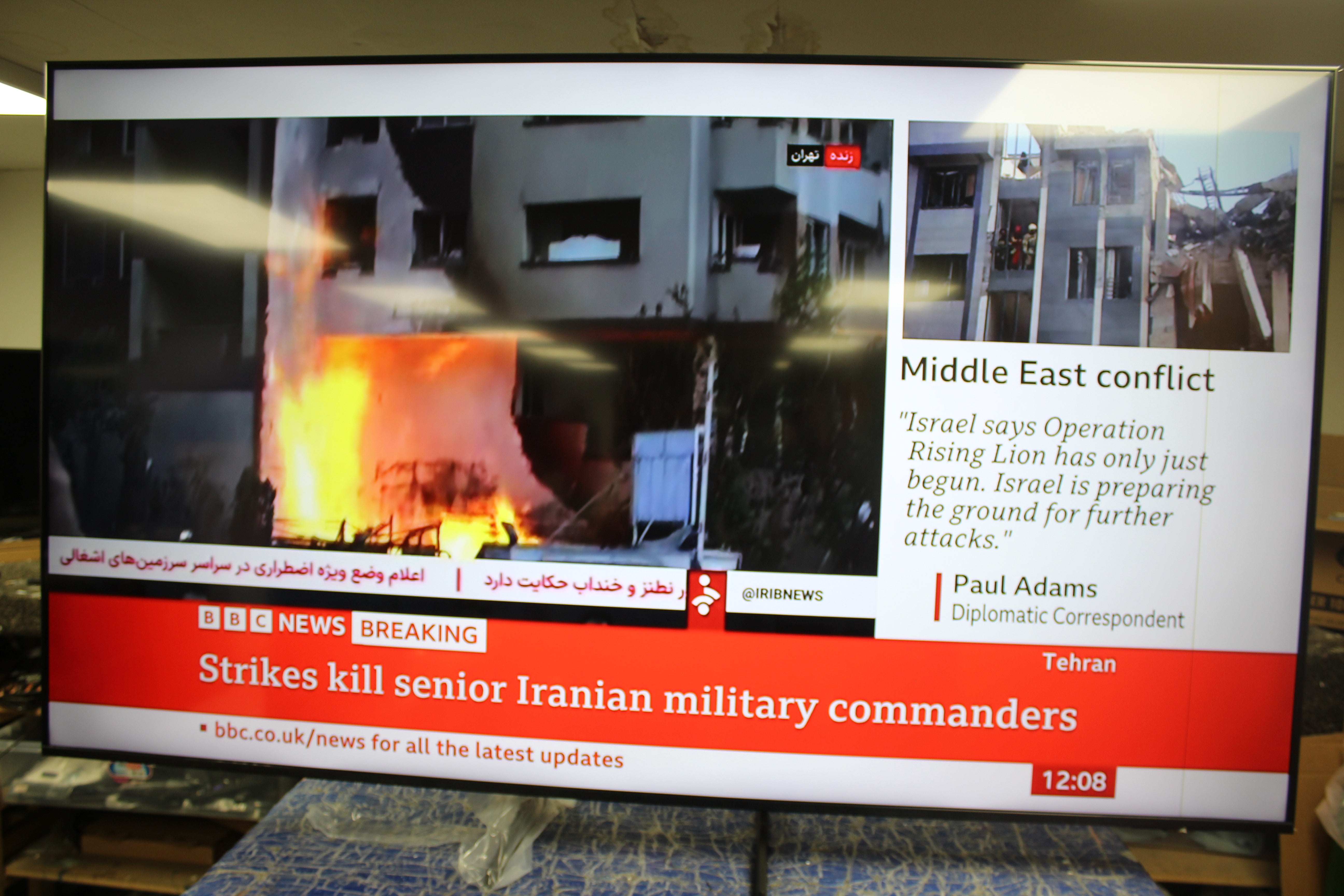 75" Samsung UE75DU7100KXXU 4K HDR Crystal Smart LED TV - Electronic World TV