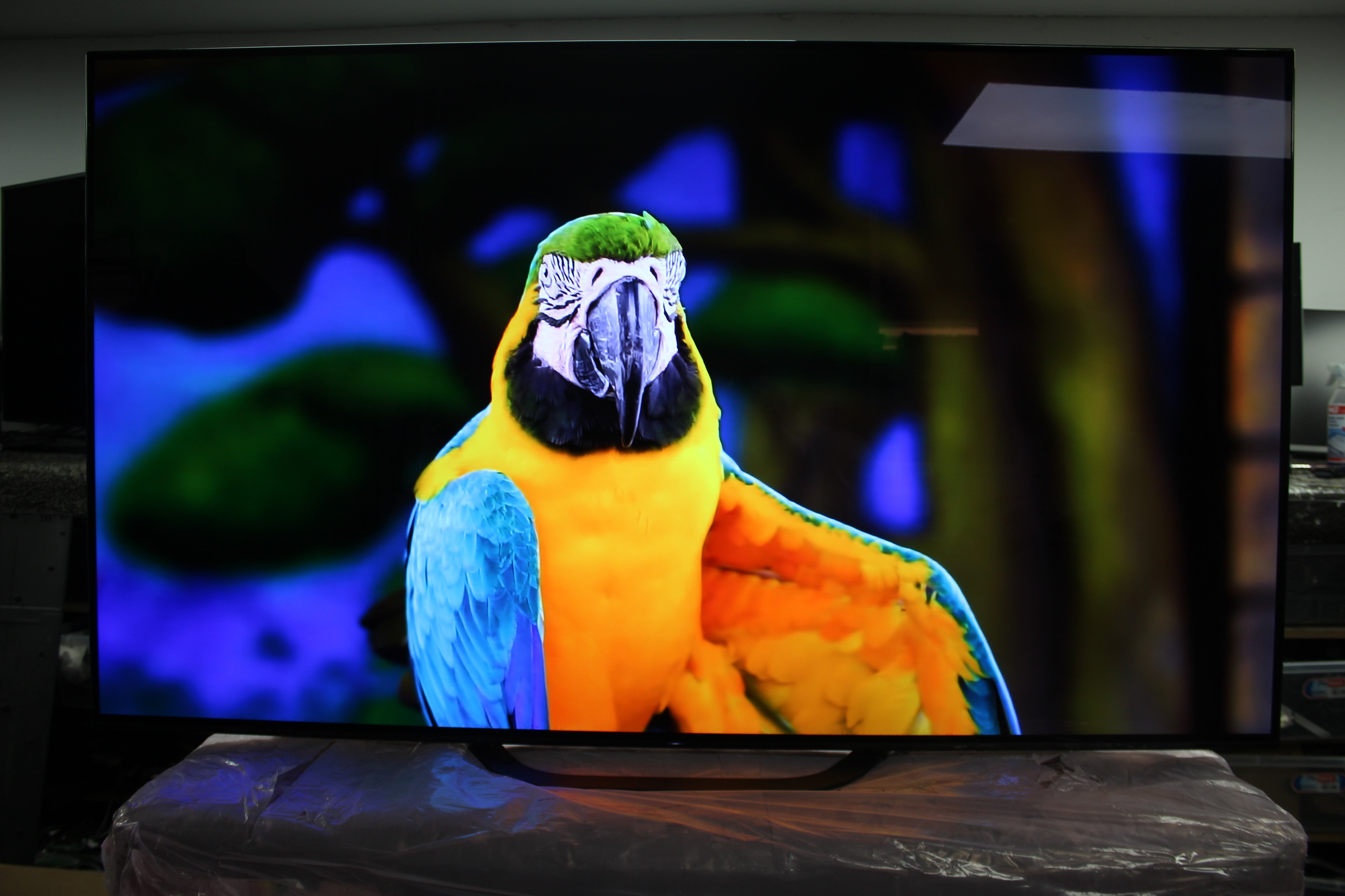 65" Sony KD65AG8BU 4K HDR Android Smart OLED TV - Electronic World TV