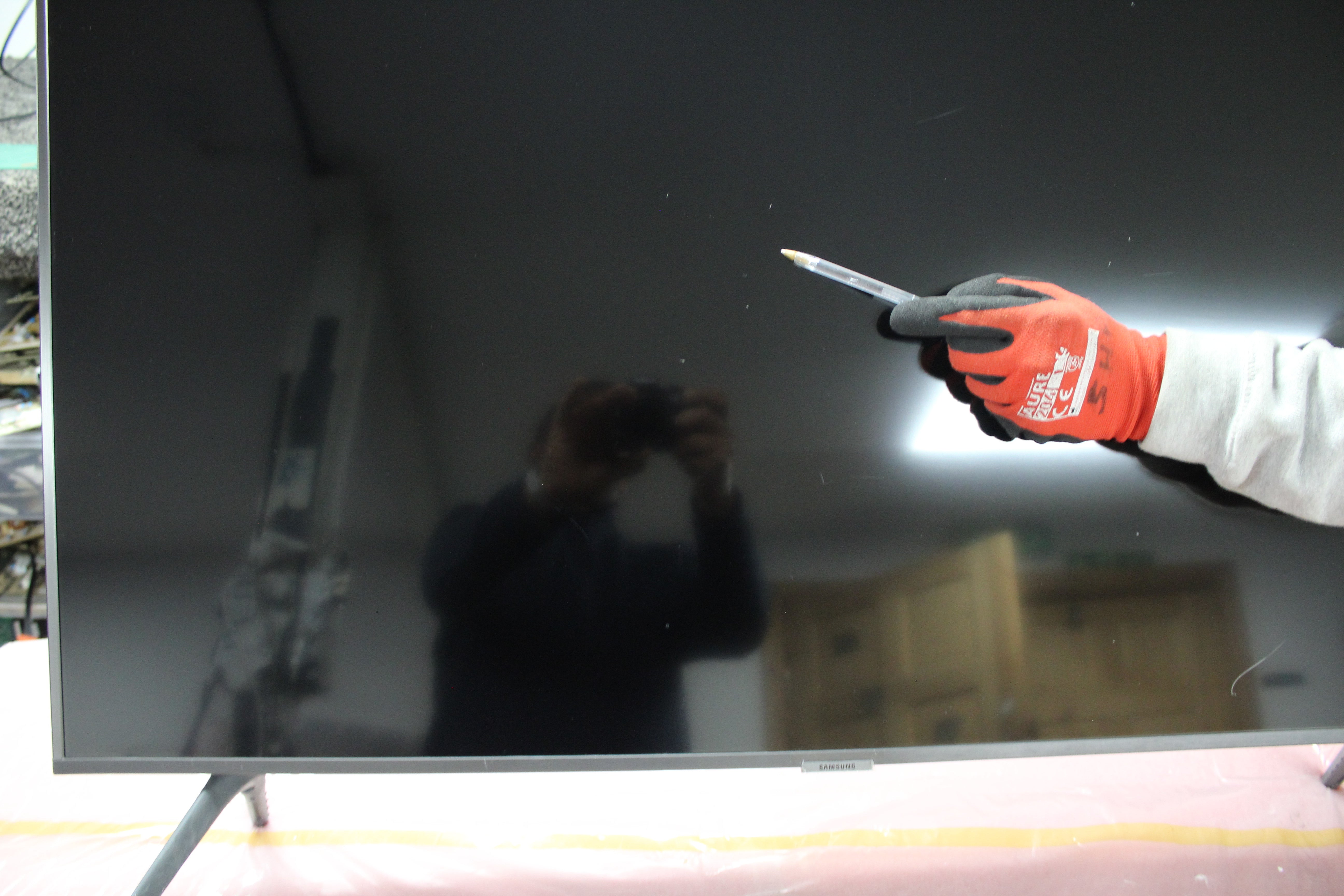 43" Samsung UE43TU7100 4K HDR Crystal Smart LED TV - Electronic World TV