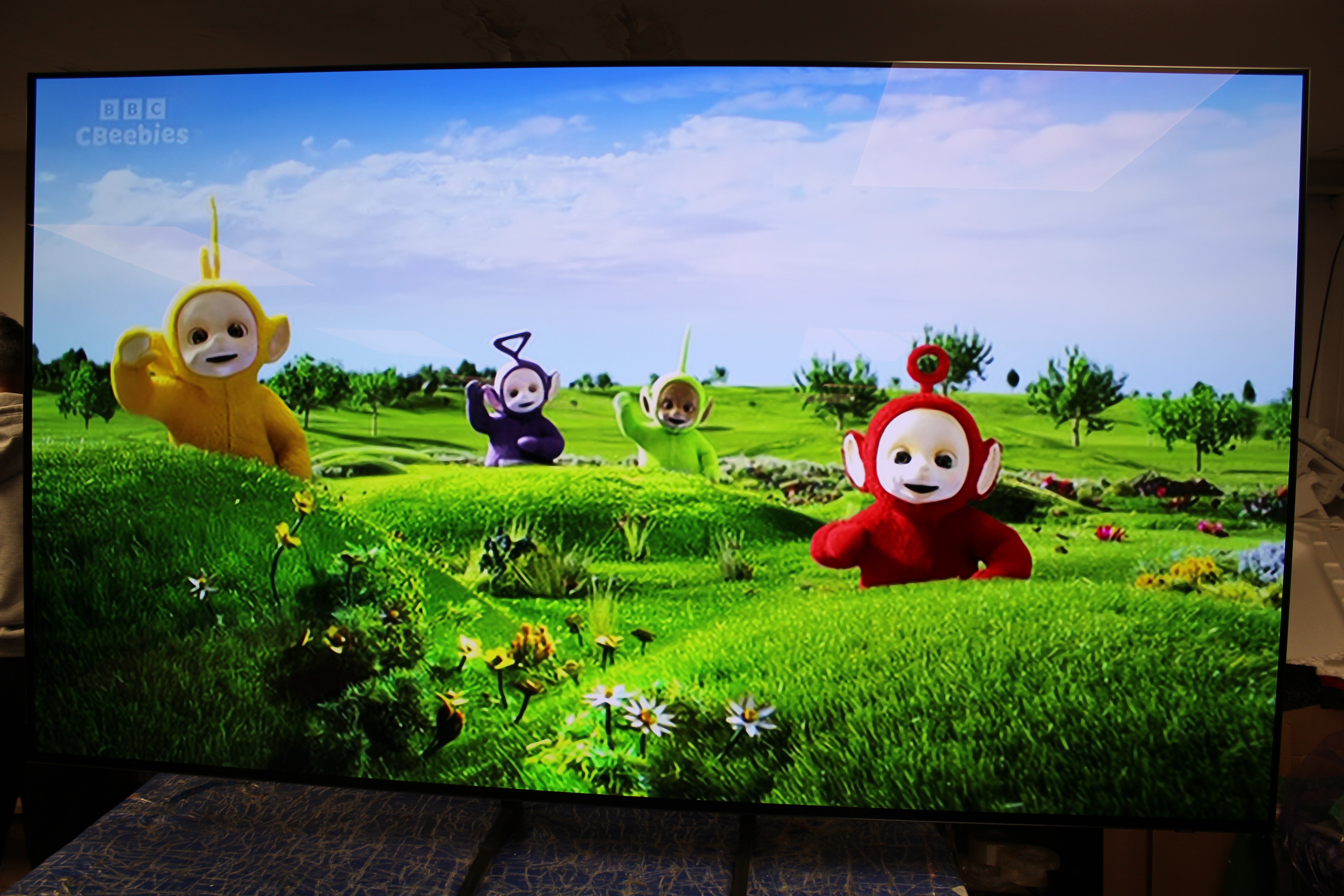 77" Samsung QE77S90DAEXXU Flagship 4K HDR OLED TV - Electronic World TV