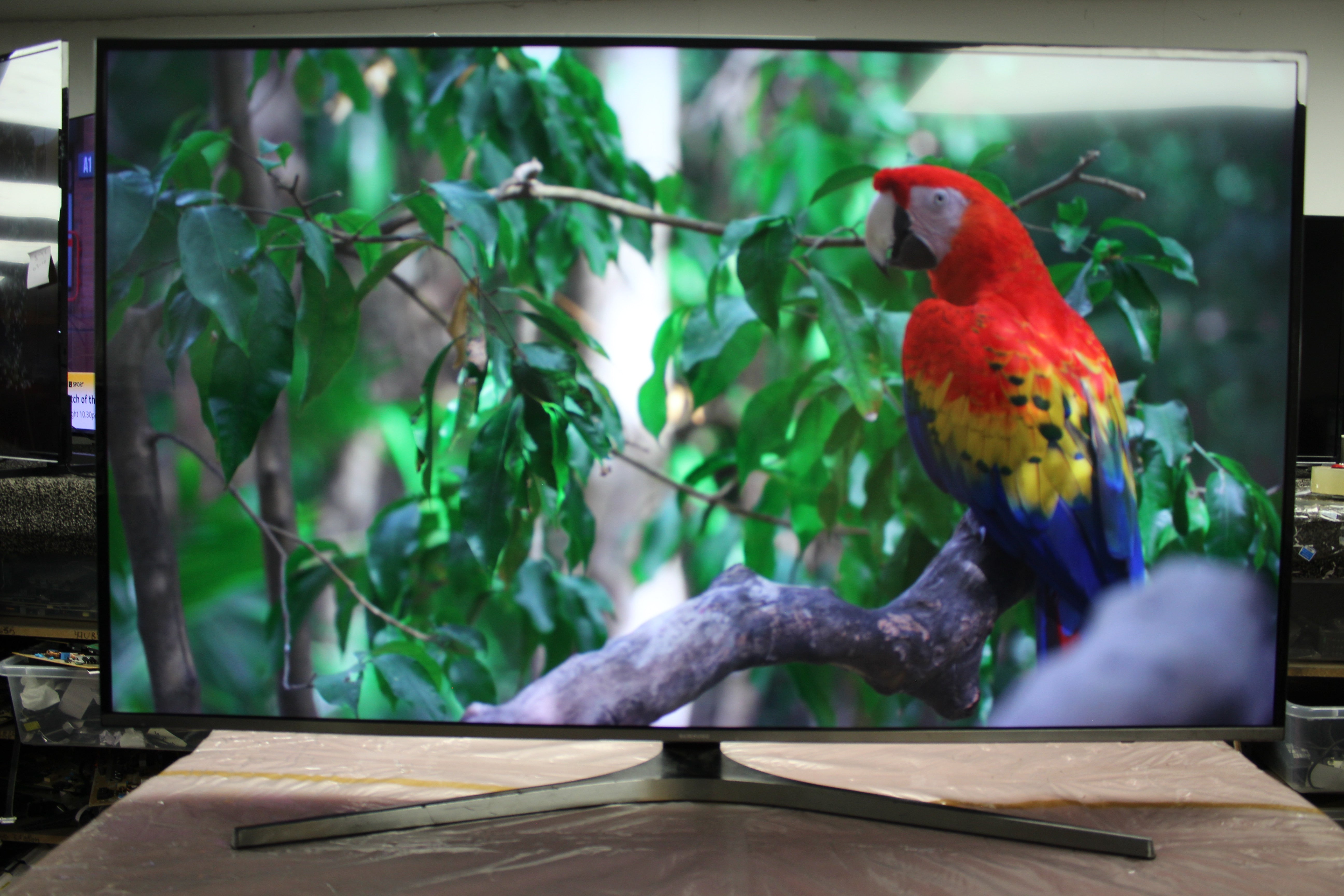 55" Samsung UE55KU6670 Curved 4K HDR Smart LED TV - Electronic World TV