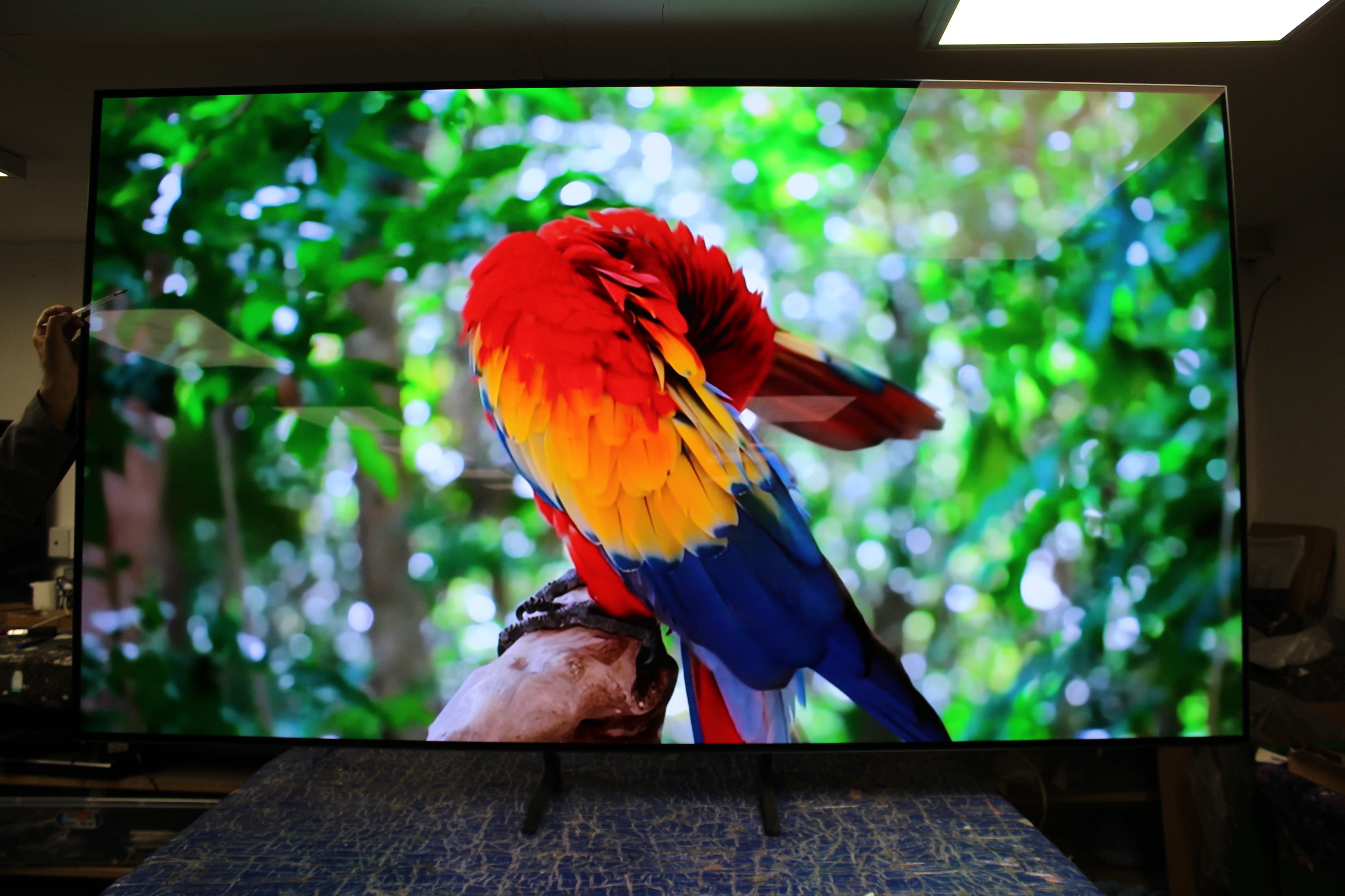 83" Samsung QE83S90D Flagship 4K HDR OLED TV - Electronic World TV