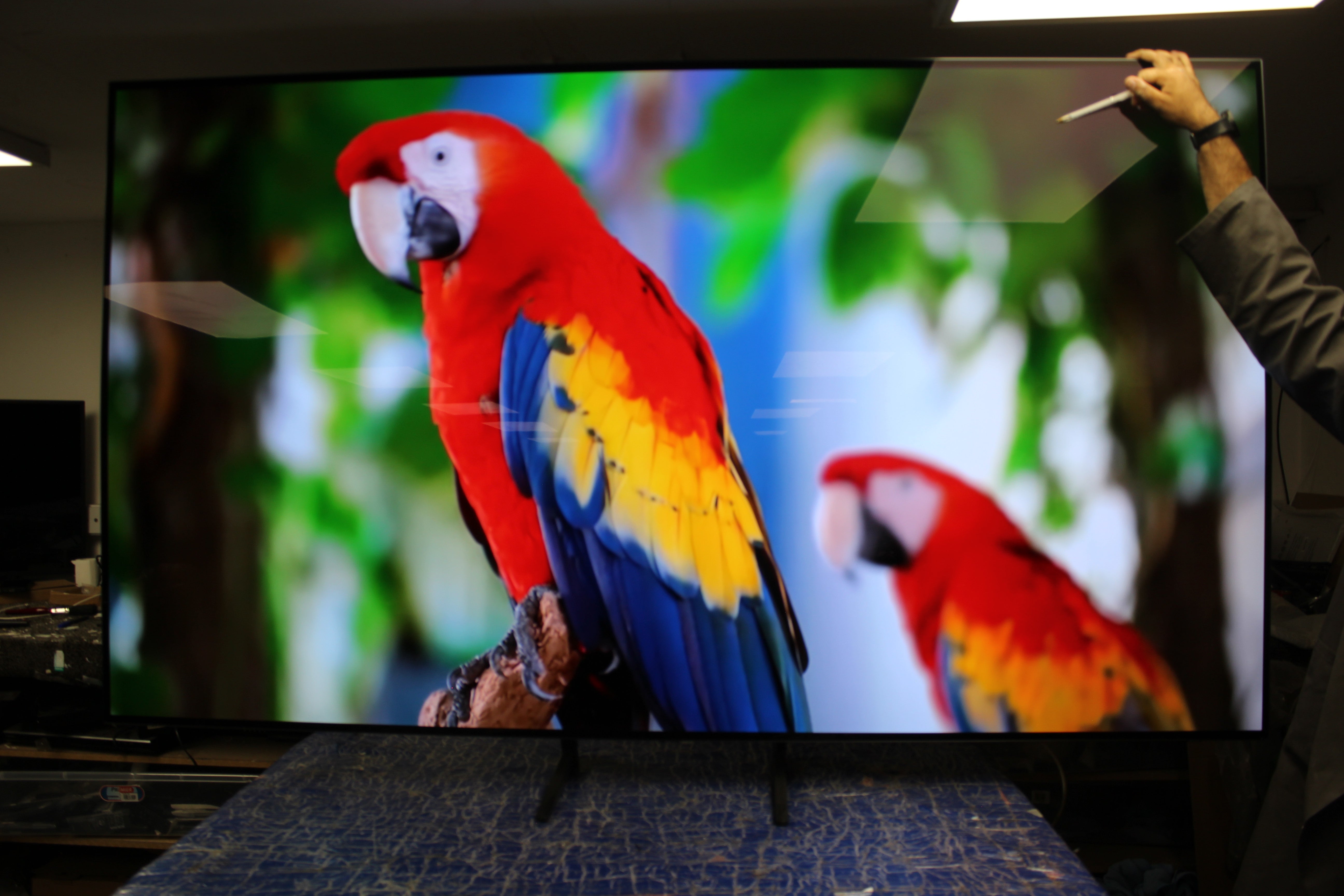 83" Samsung QE83S90D Flagship 4K HDR OLED TV - Electronic World TV