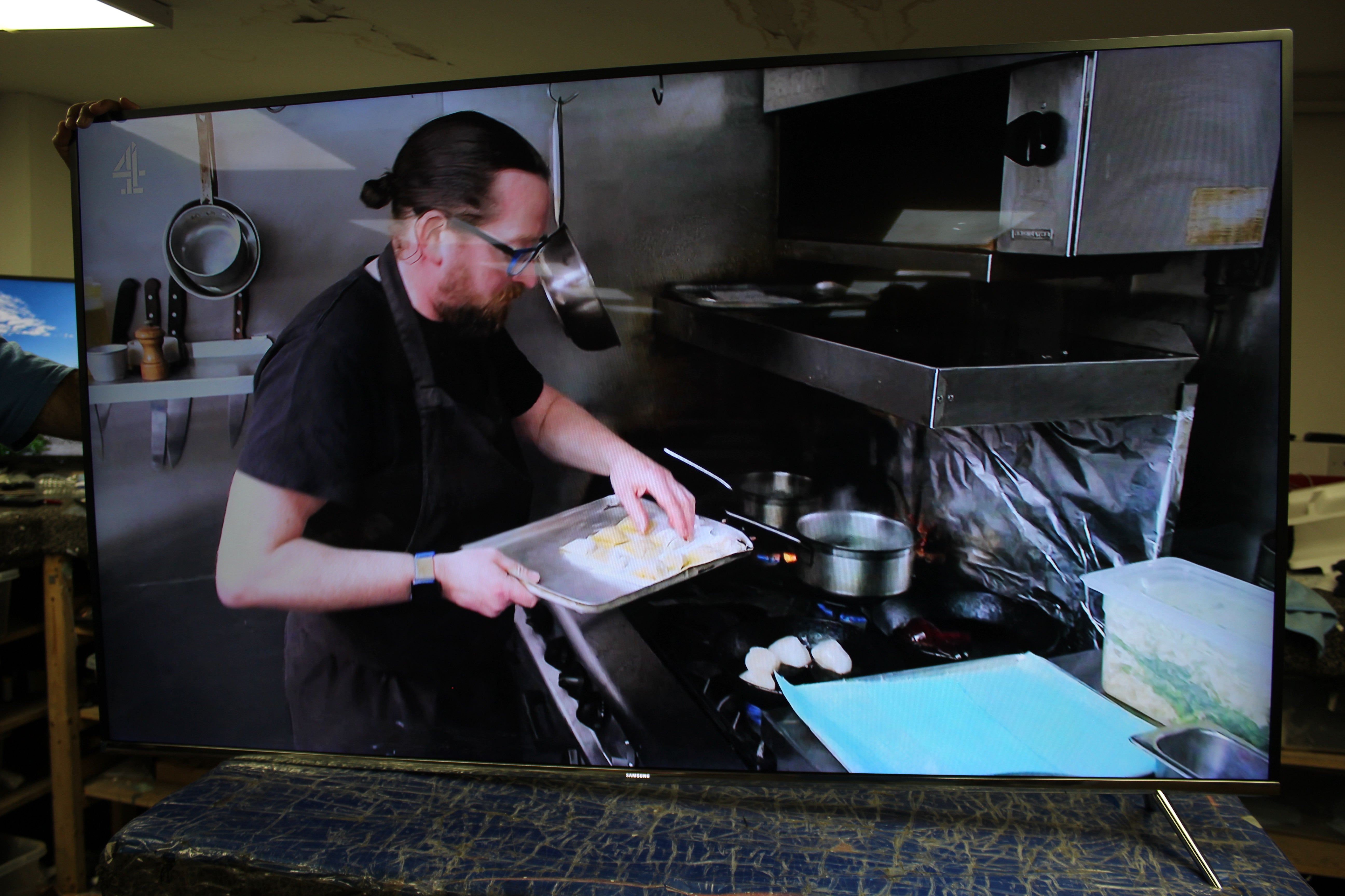 60" Samsung UE60KS7000 4K HDR Smart LED TV - Electronic World TV