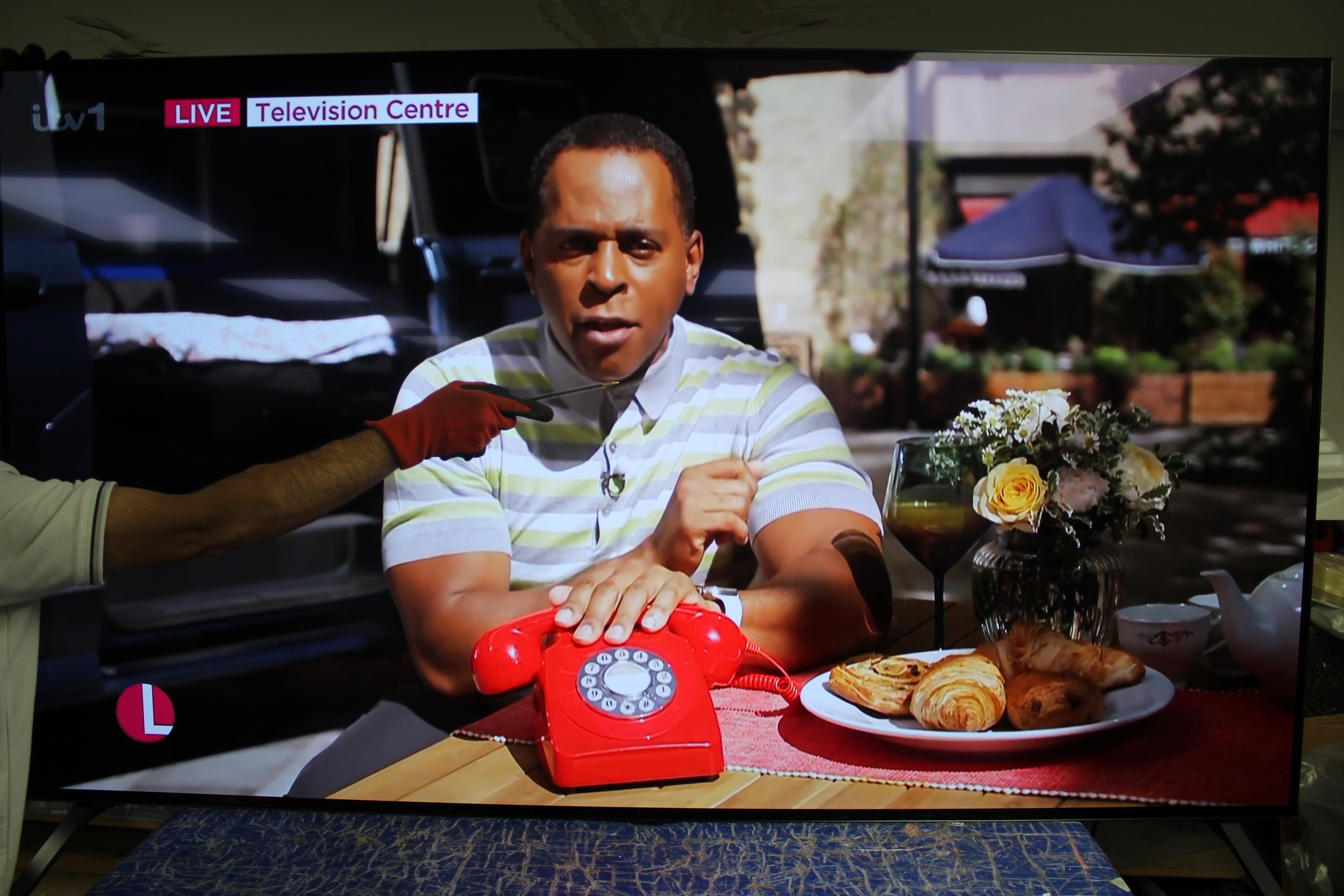 77" LG OLED77A16LA 4K HDR Smart OLED TV - Electronic World TV