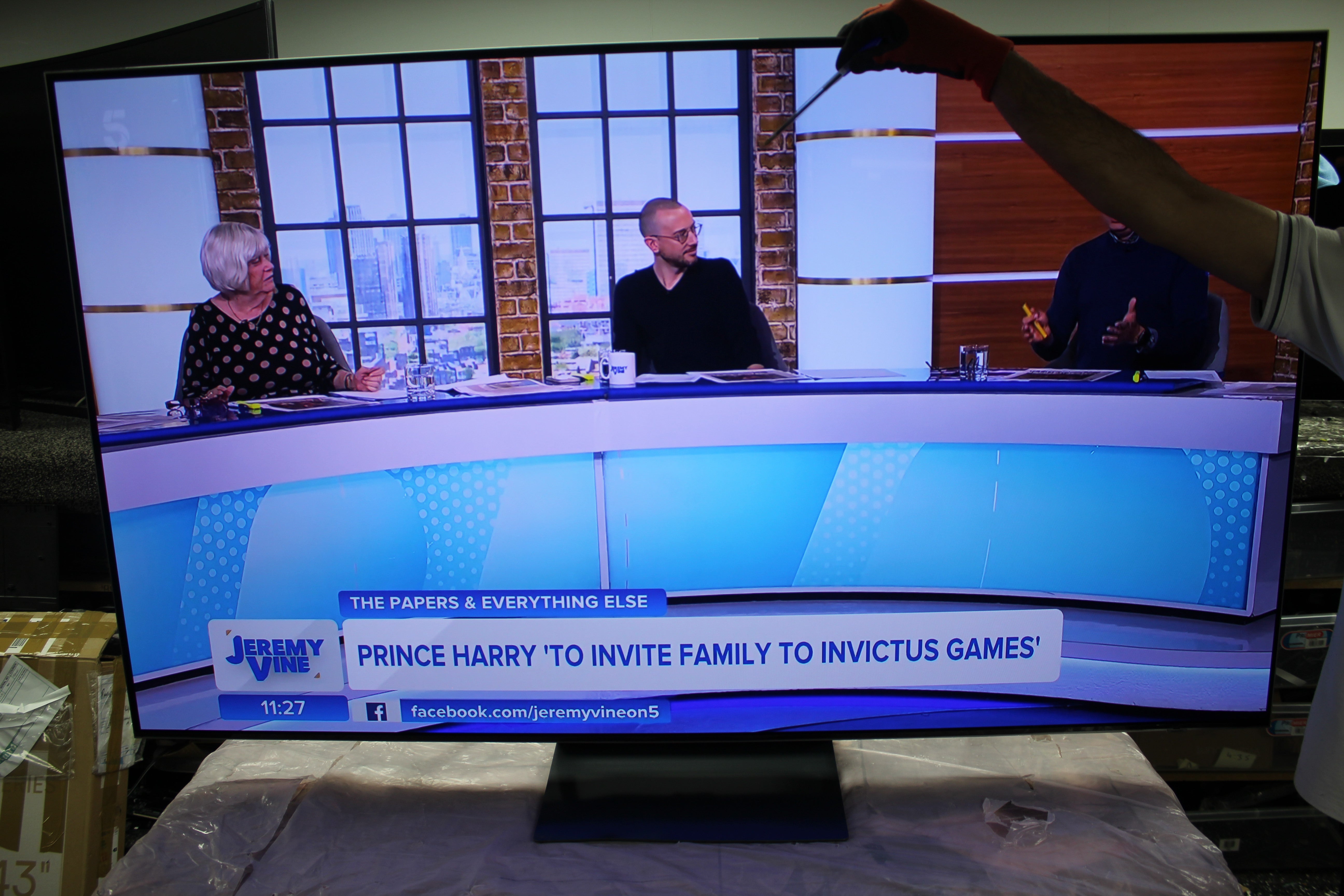 65" Samsung QE65S92CATXXU Flagship 4K HDR Quantum Dot OLED TV - Electronic World TV