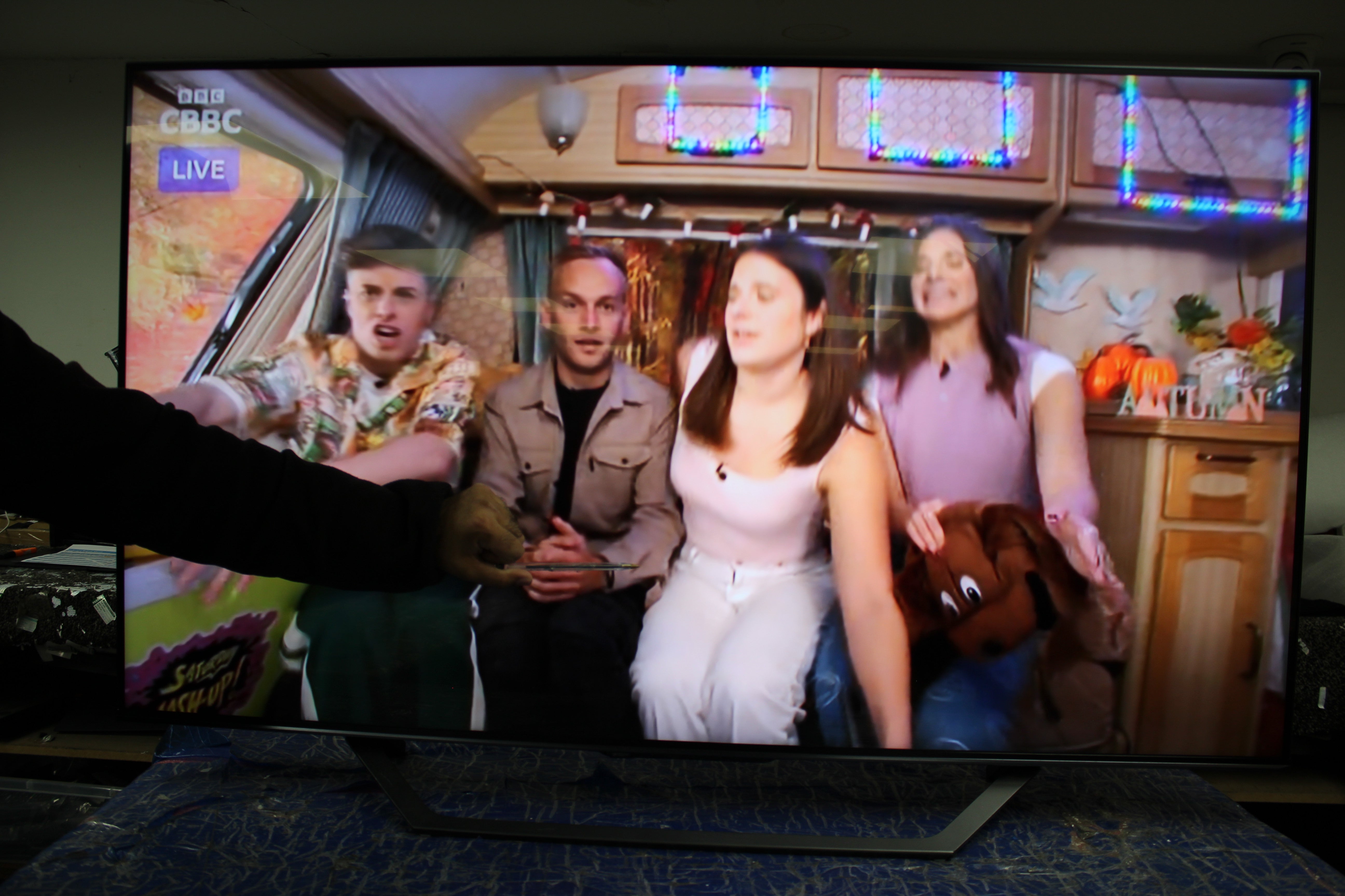 55" Hisense 55U7NQTUK Premium 4K HDR Smart Mini LED TV