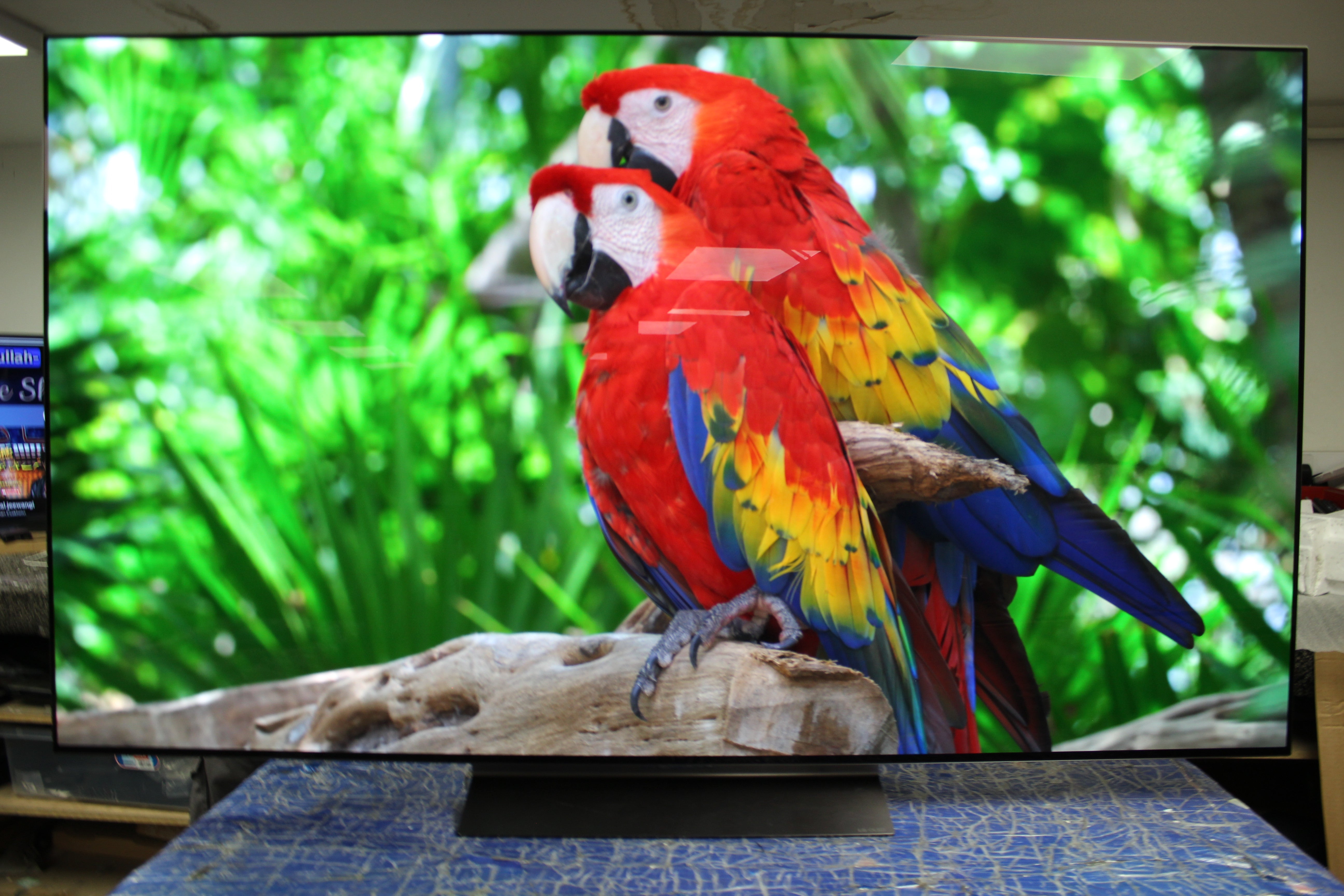 65" LG Evo OLED65C44LA 4K HDR Smart Evo OLED TV