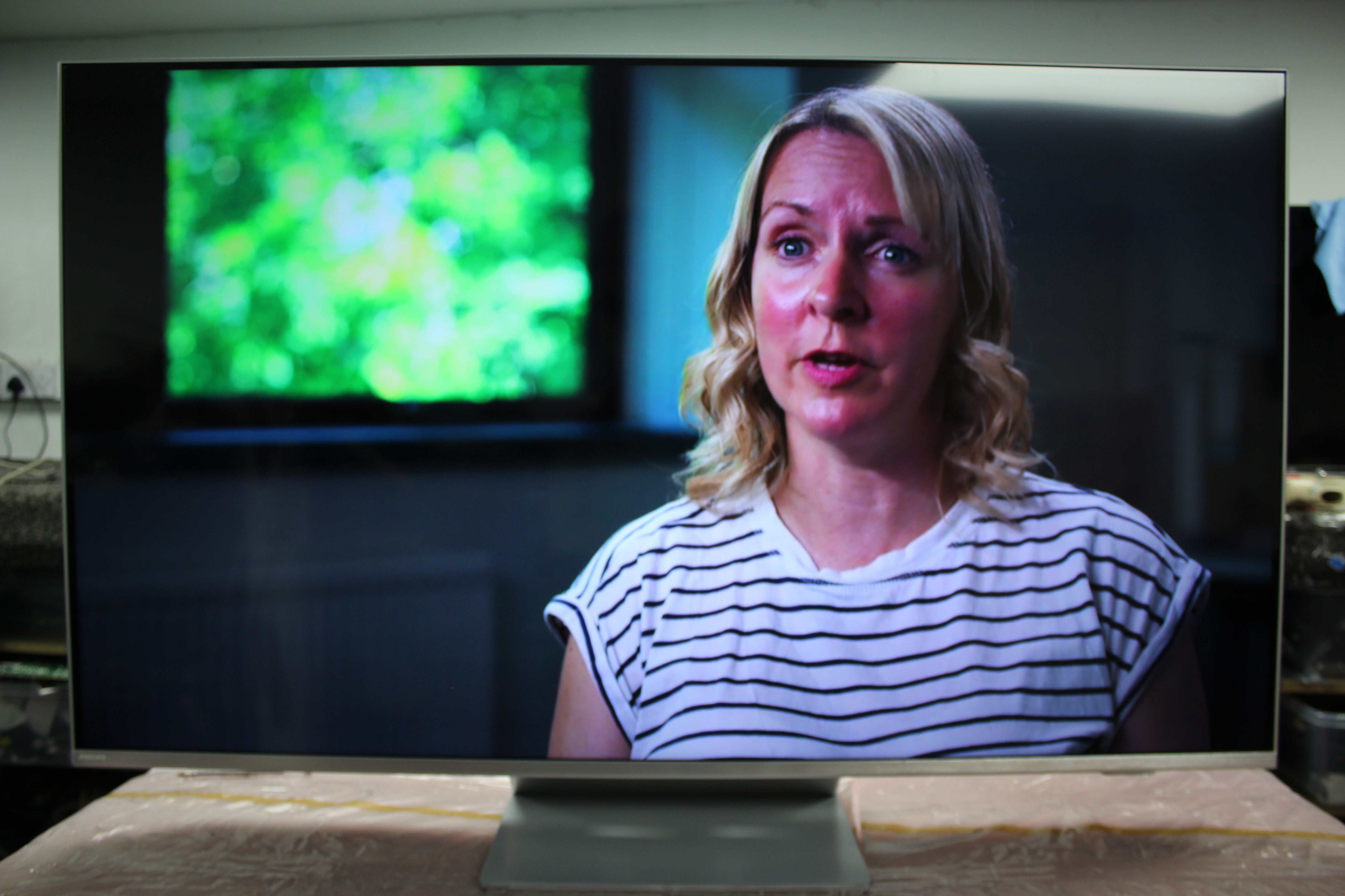 50" Philips "The One" 50PUS8807/12 Ambilight 4K HDR Android Smart LED TV