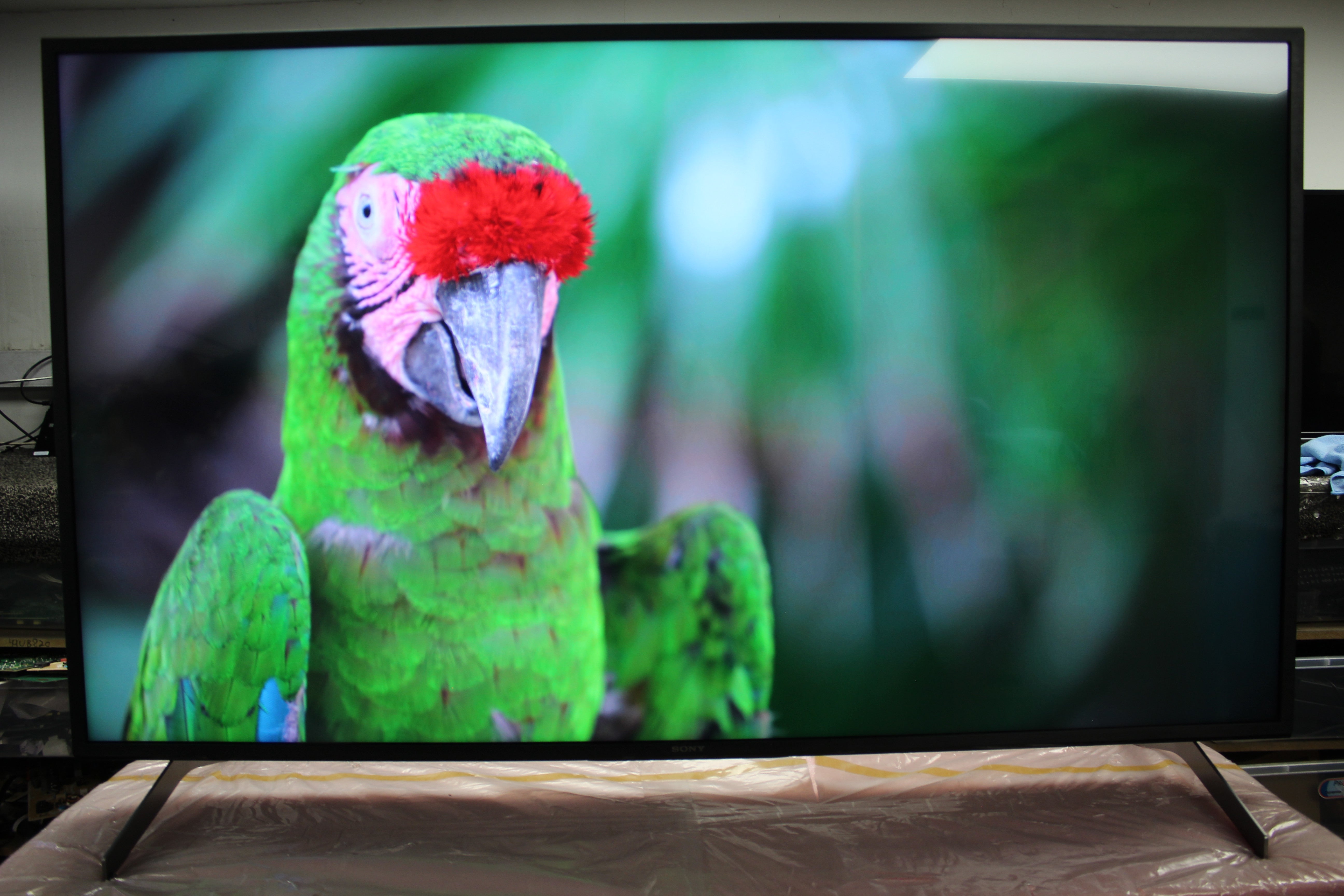 55" Sony Bravia KD55XH8096BU 4K Ultra HD Android Smart LED TV