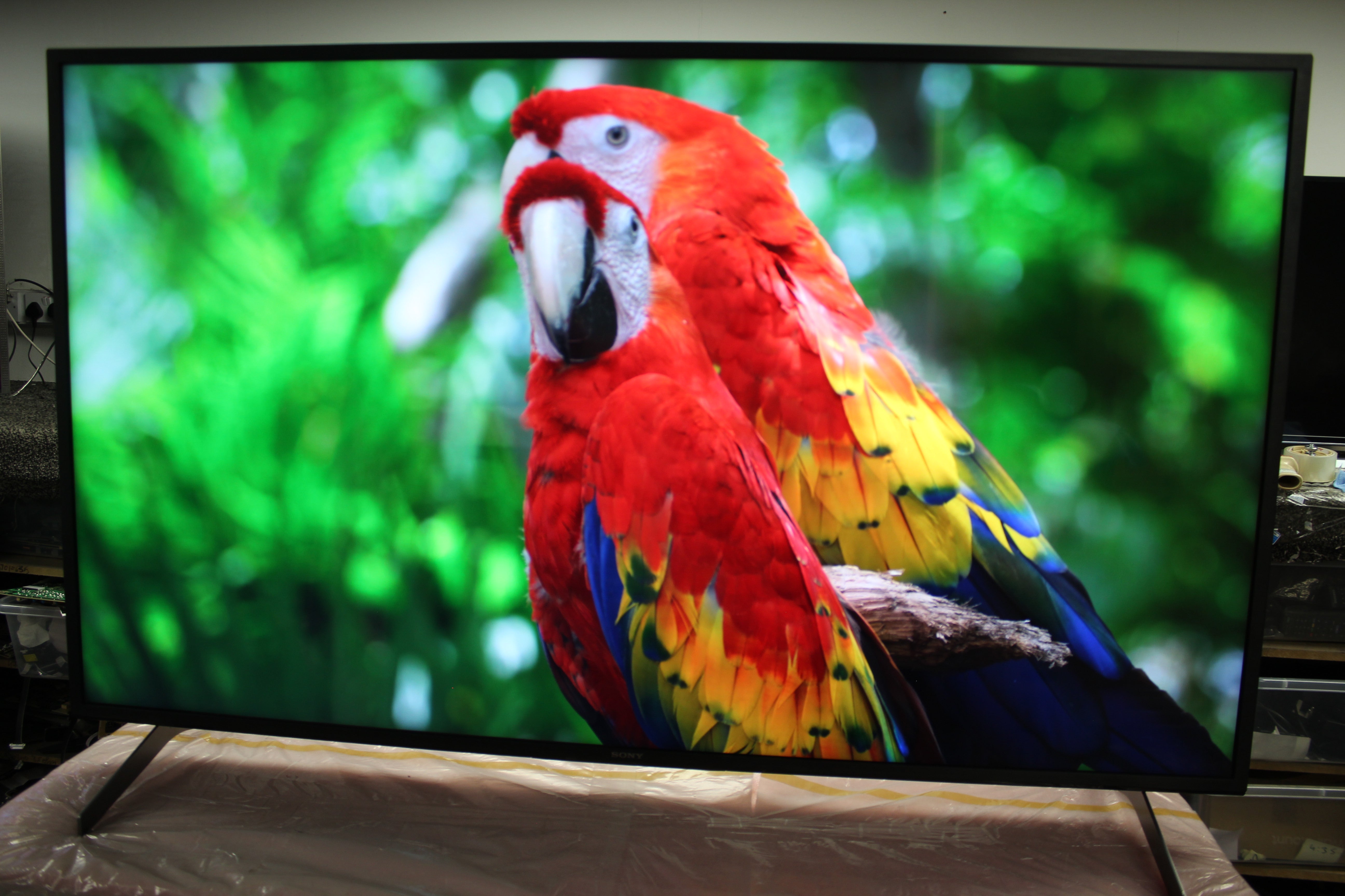 55" Sony Bravia KD55XH8096BU 4K Ultra HD Android Smart LED TV