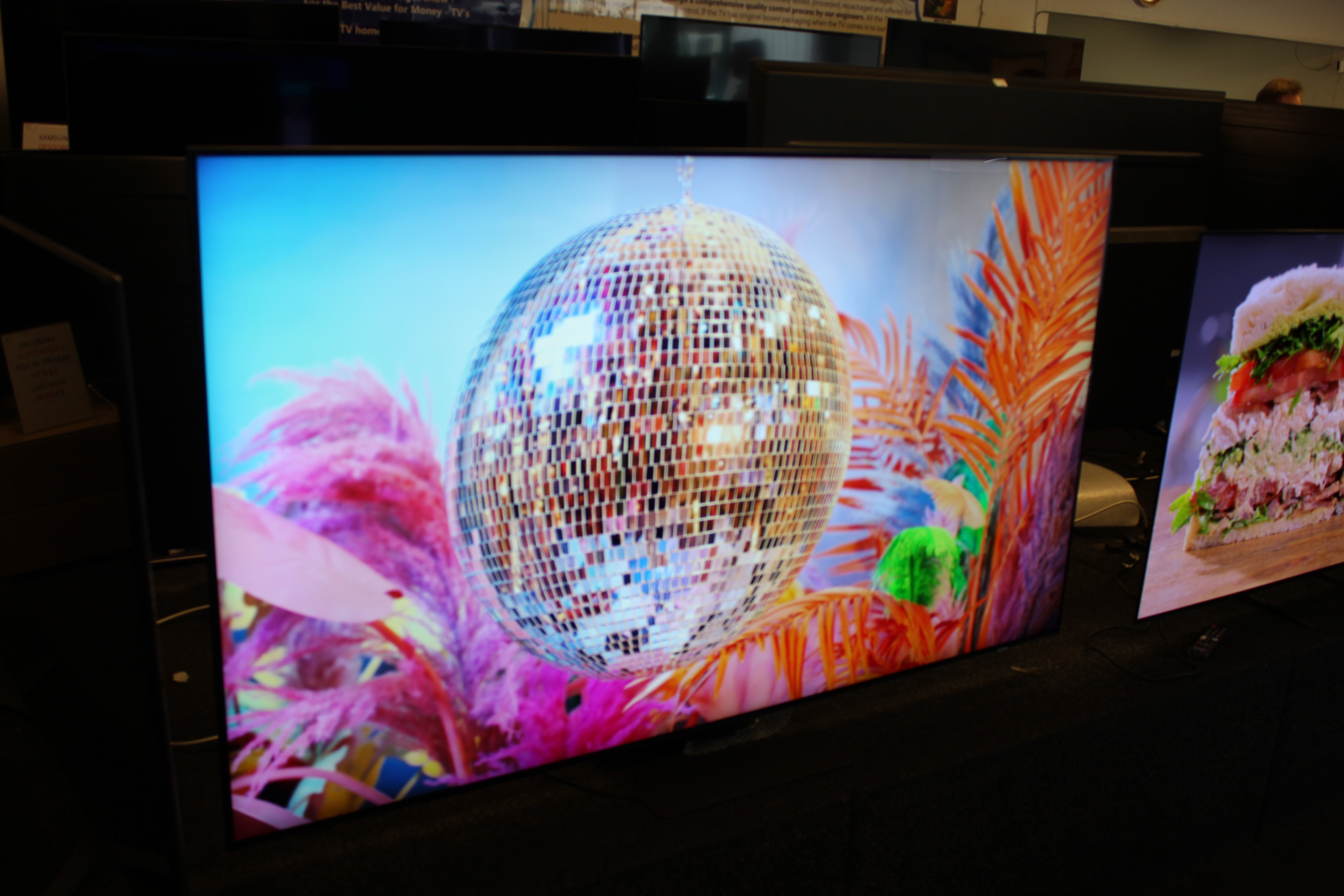 75" Samsung QE75QN90CATXXU Flagship 4K HDR Neo QLED TV - Electronic World TV