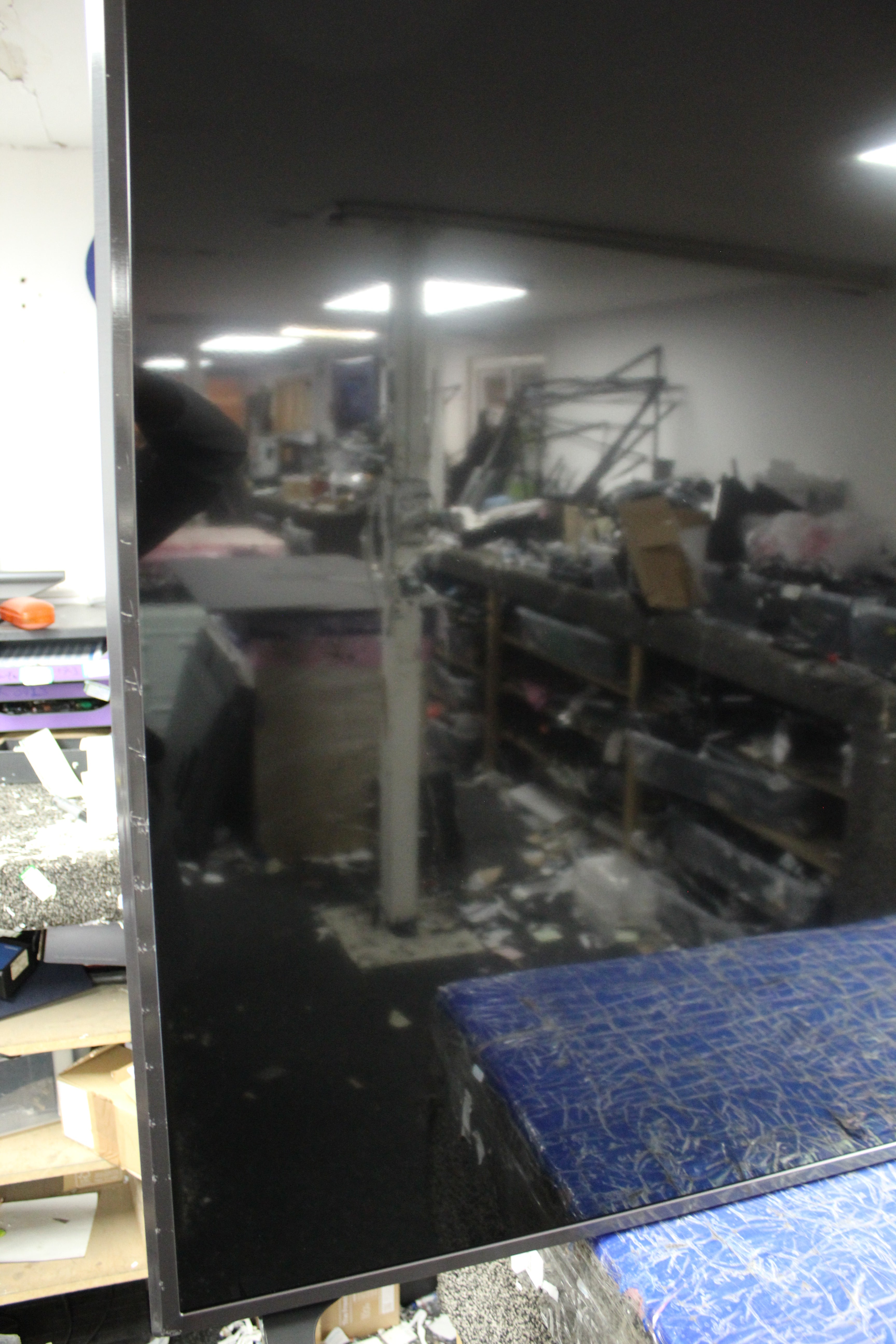 75" LG 75UM7050PLA 4K HDR Freeview Play Smart LED TV - Electronic World TV