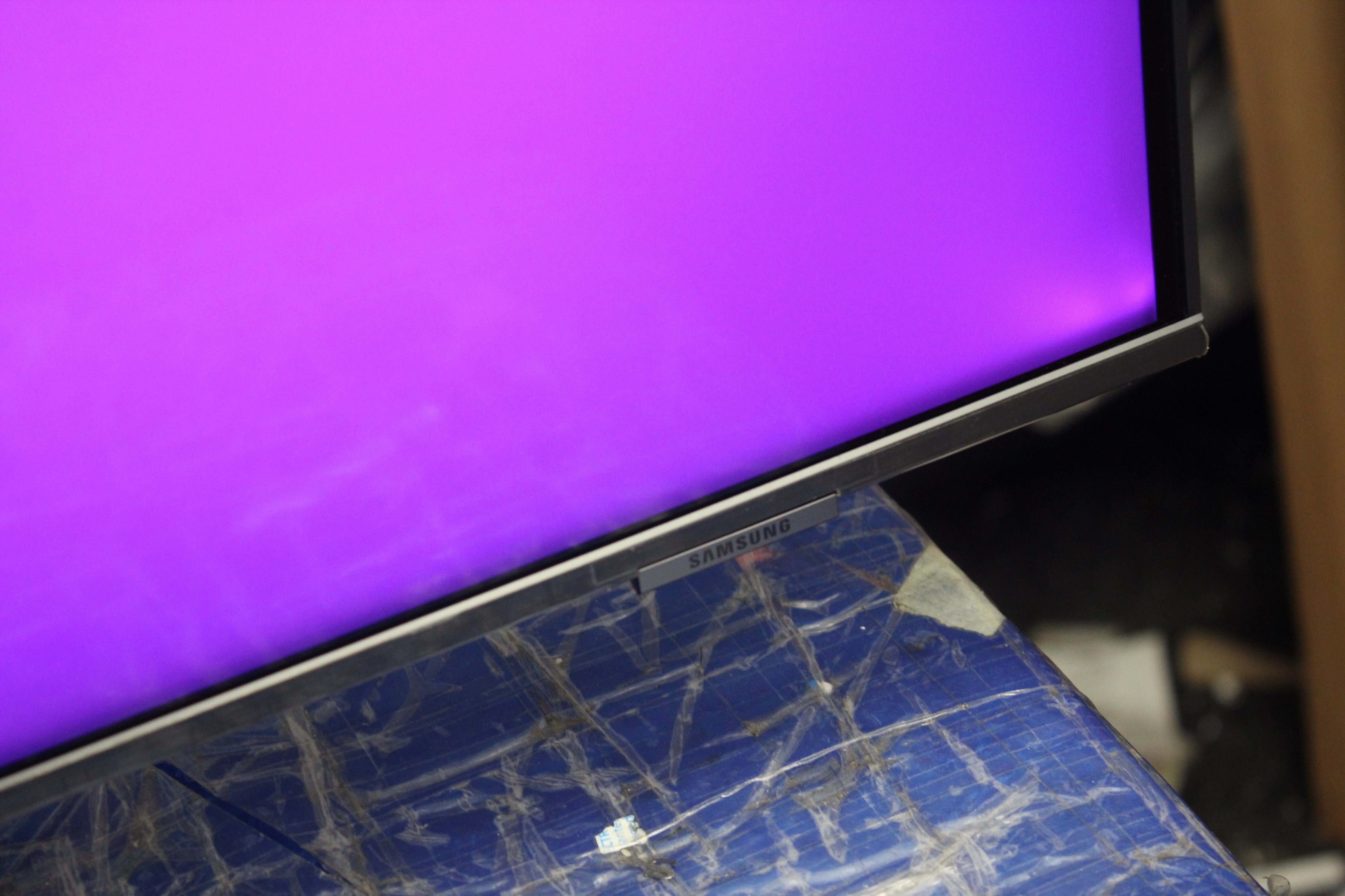 55" Samsung QE55Q70AATXXU 4K HDR Smart QLED TV - Electronic World TV