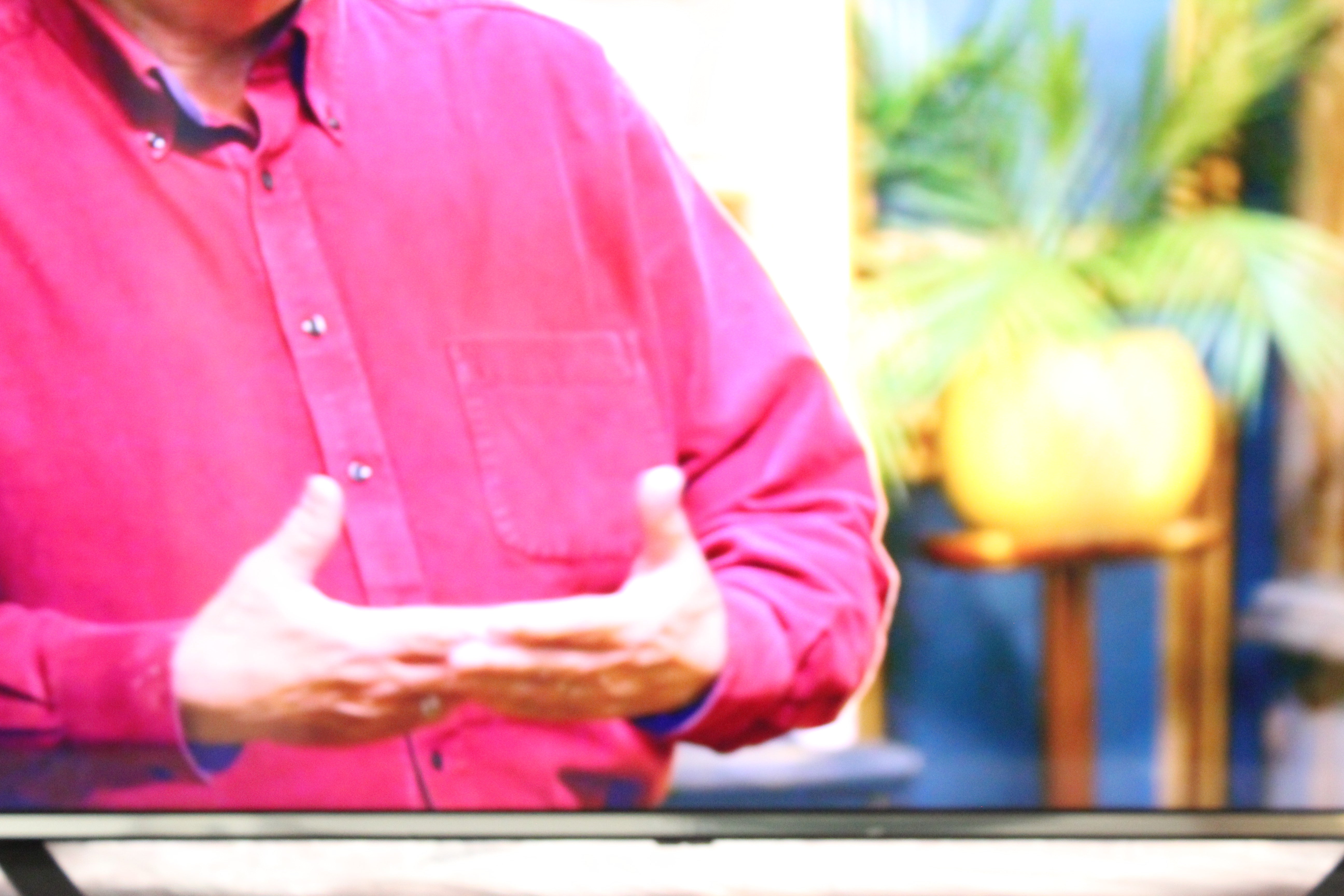 55" Hisense 55U7QFTUK Premium 4K HDR Smart QLED TV - Electronic World TV