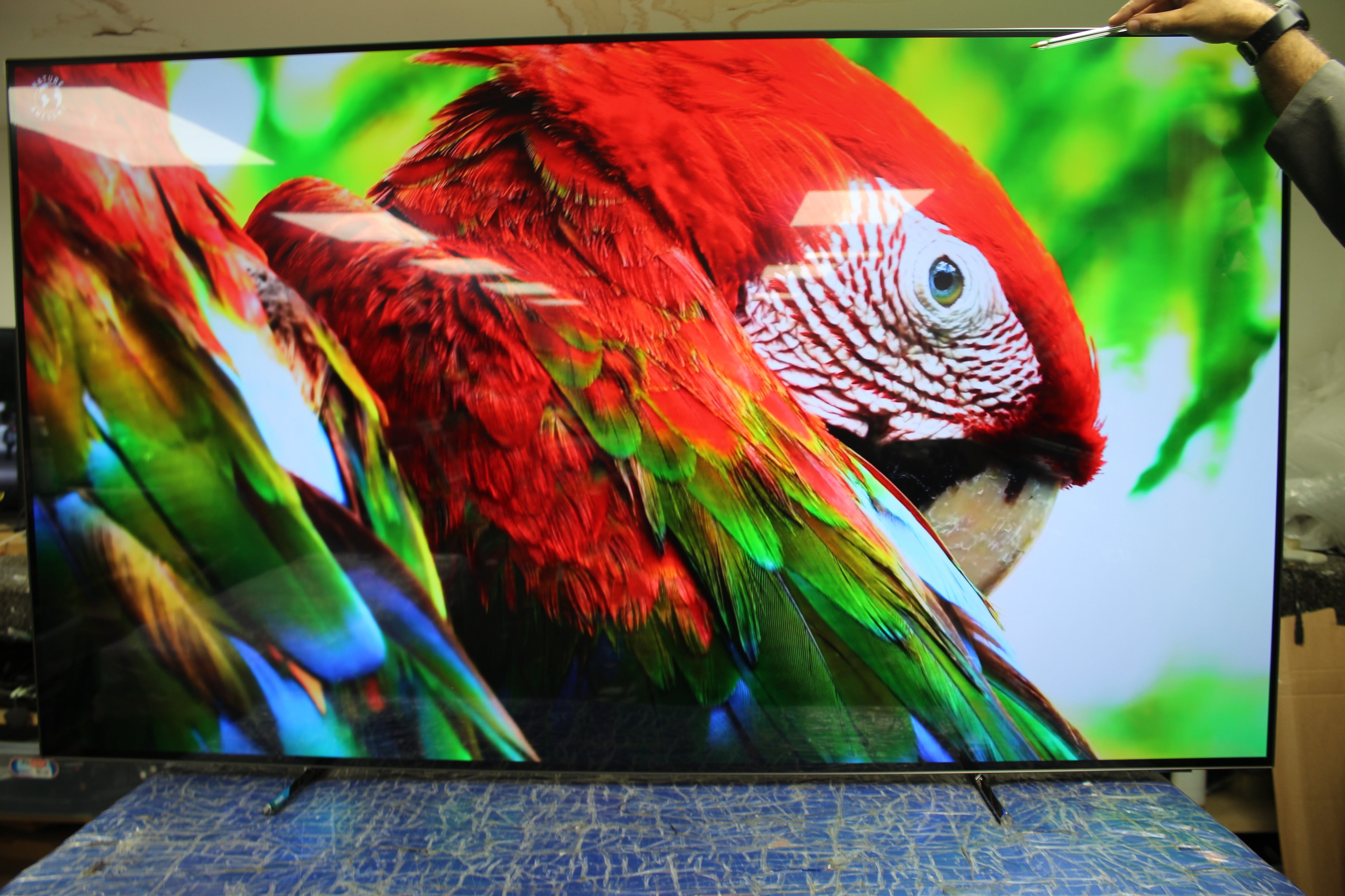 65" Philips 65OLED706/12 Ambilight 4K HDR Android Smart OLED TV - Electronic World TV