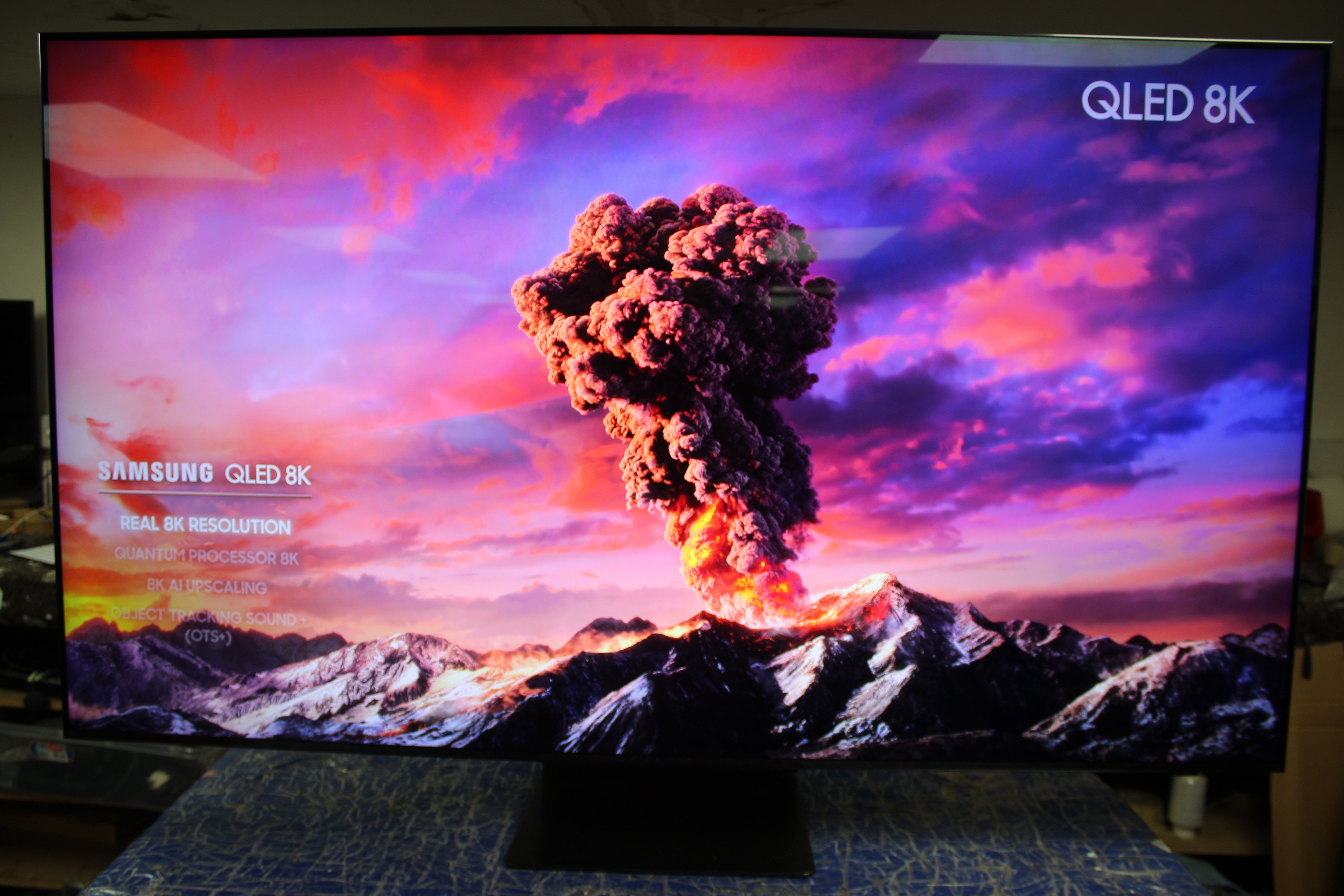 65" Samsung QE65Q700TATXXU Premium 8K HDR QLED TV - Electronic World TV