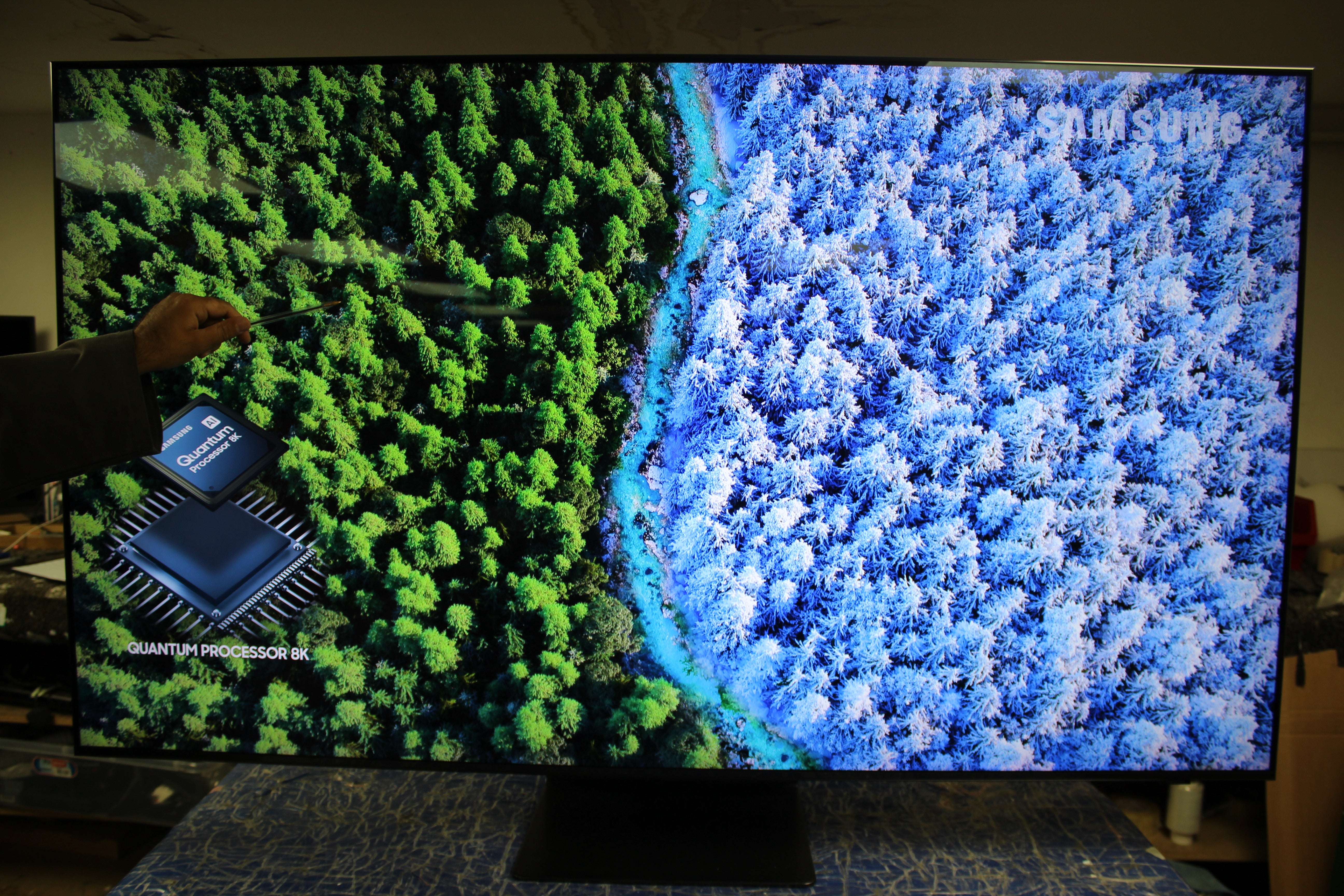 65" Samsung QE65Q700TATXXU Premium 8K HDR QLED TV - Electronic World TV