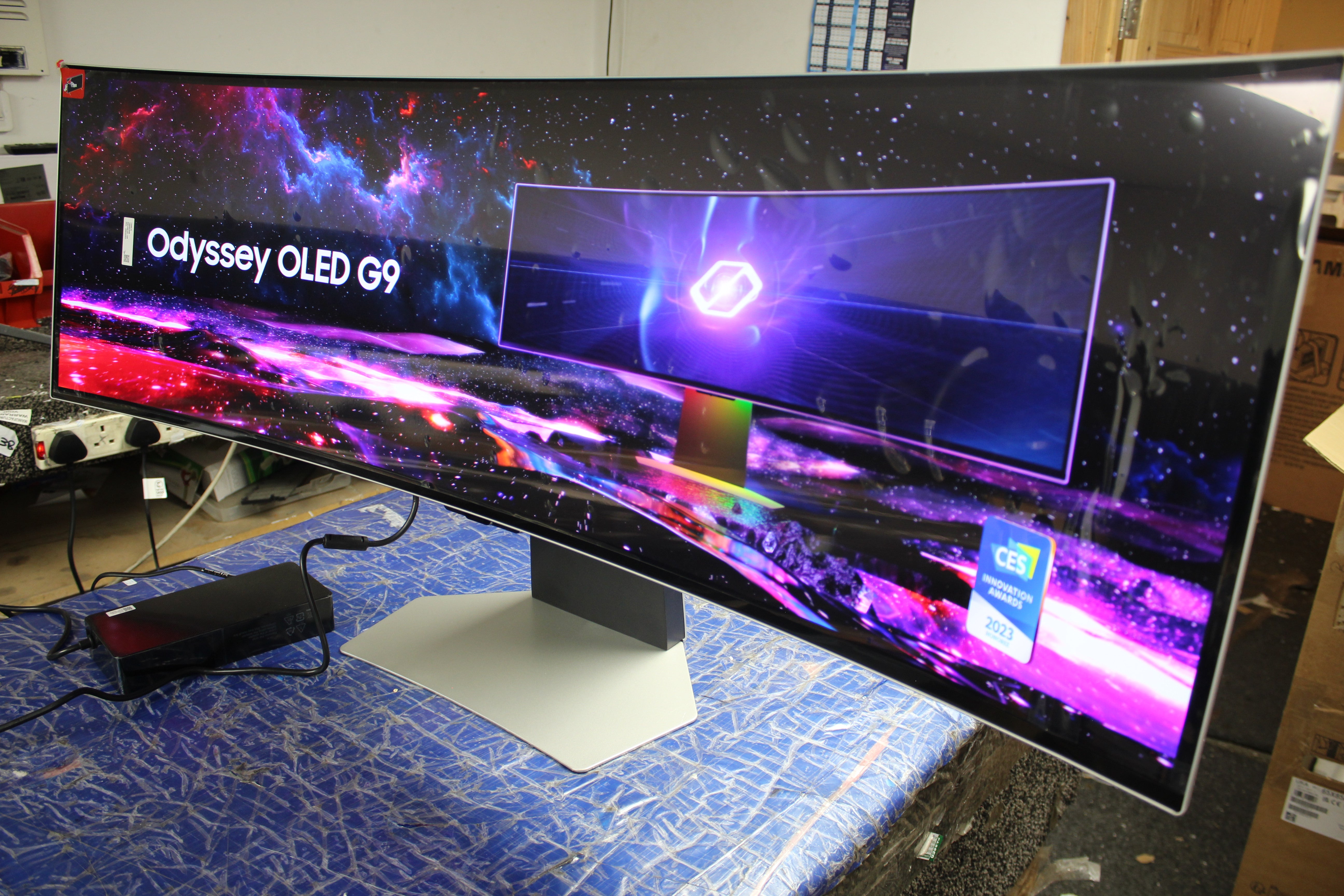 49" Samsung Odyssey LS49DG954SUXXU Curved 4K OLED Gaming Monitor TV - Electronic World TV