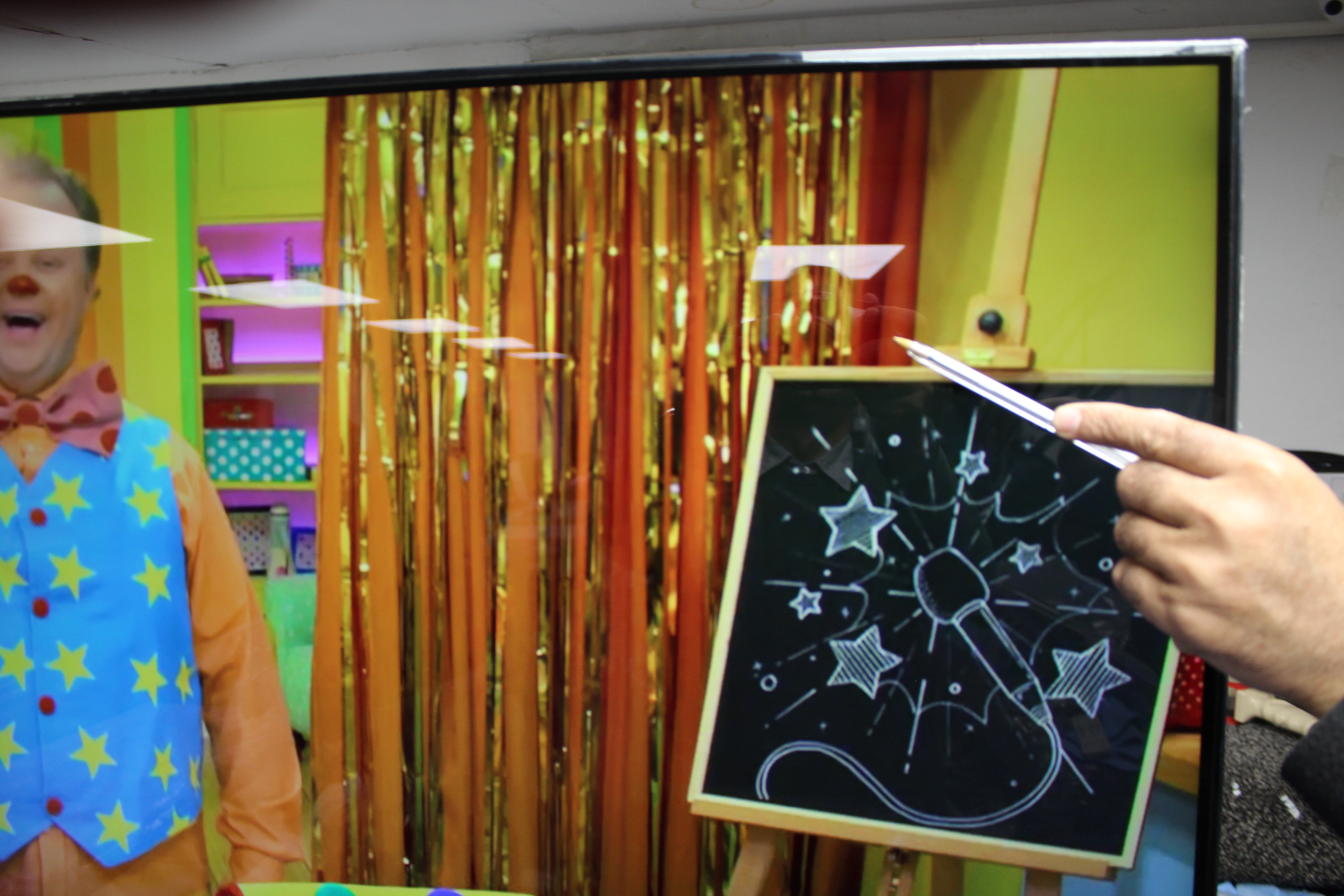 58" Panasonic TX58GX820B 4K HDR Smart LED TV - Electronic World TV