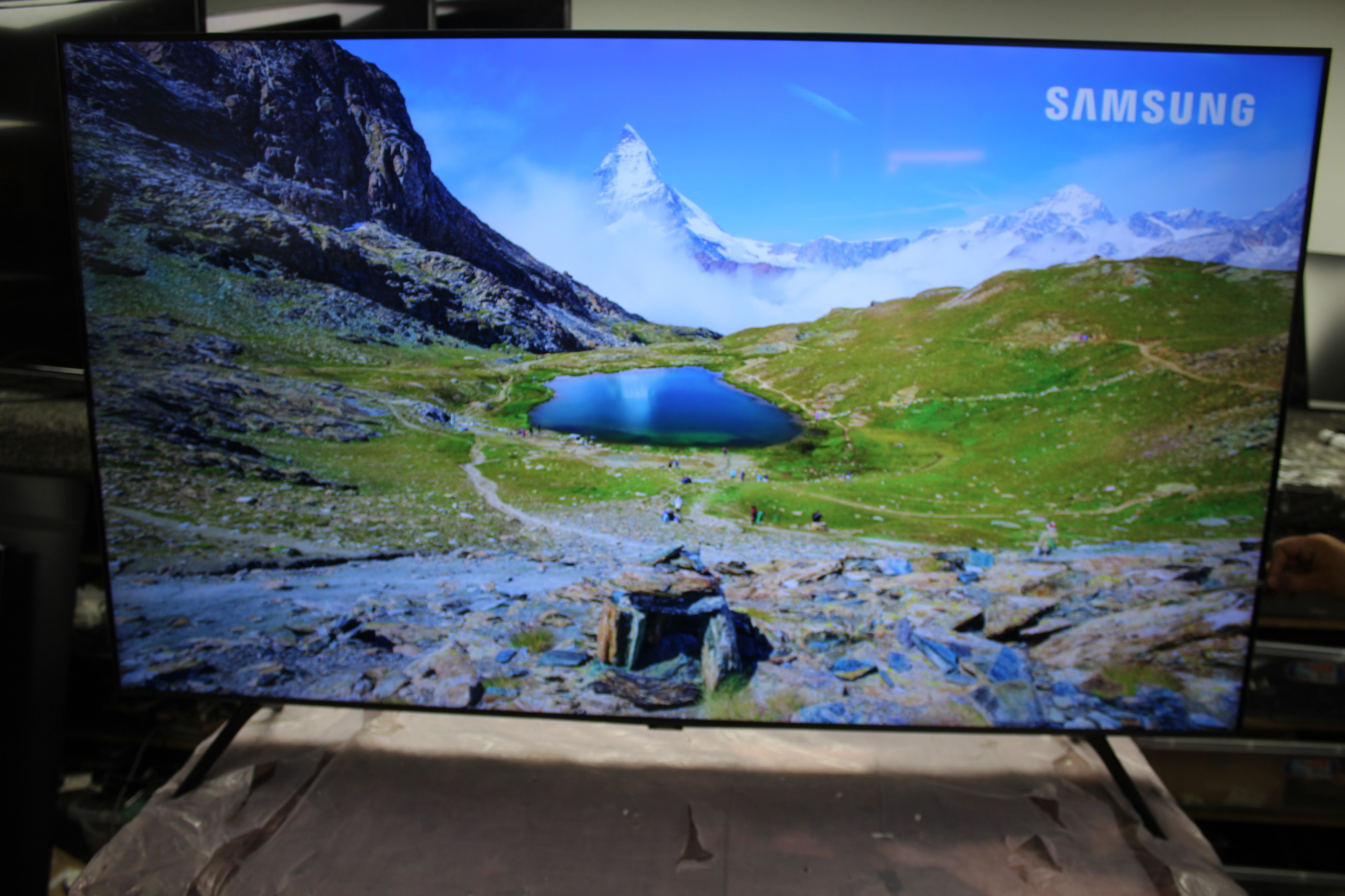 65" Samsung UE65TU7020KXXU 4K HDR Crystal Smart LED TV - Electronic World TV