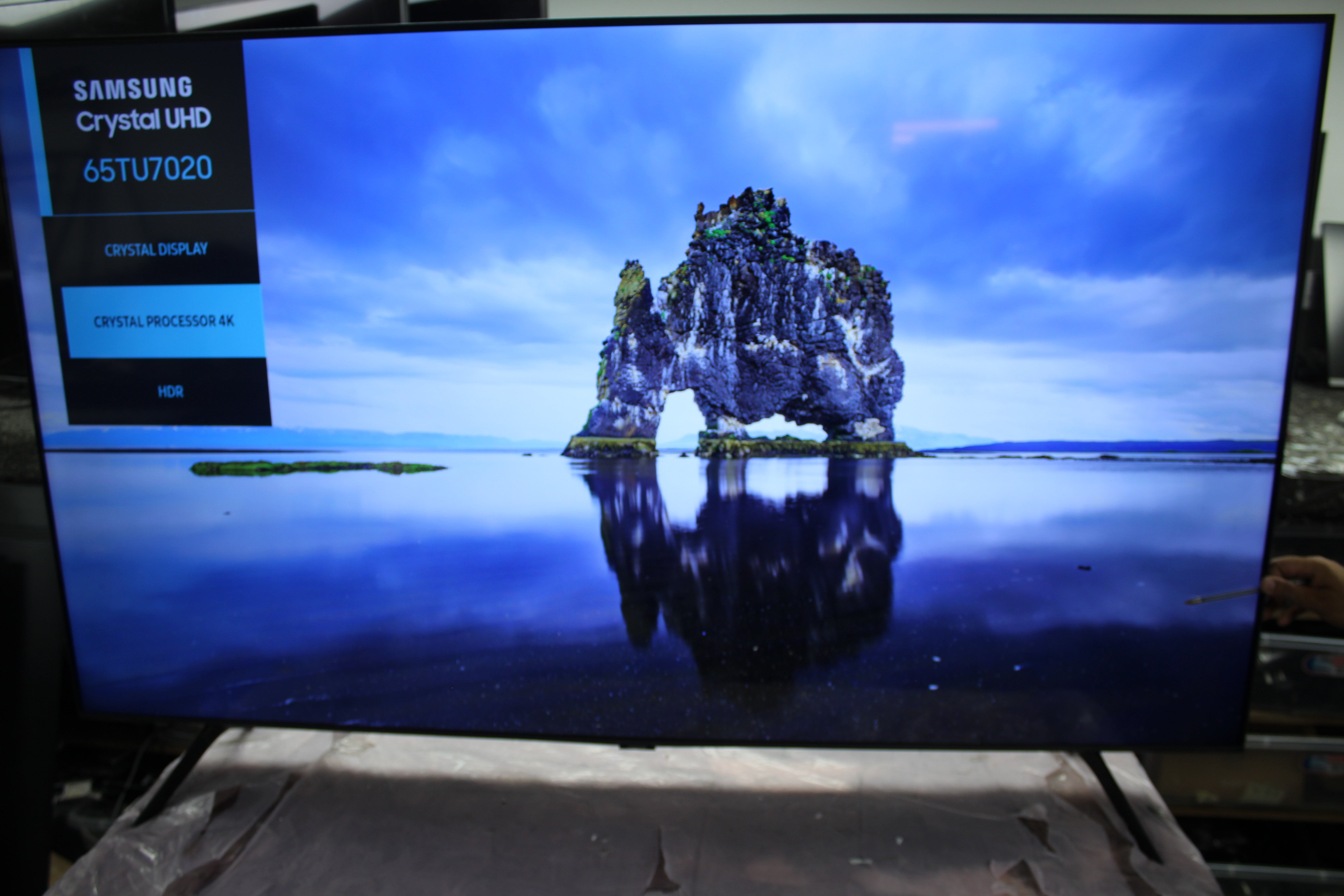 65" Samsung UE65TU7020KXXU 4K HDR Crystal Smart LED TV - Electronic World TV