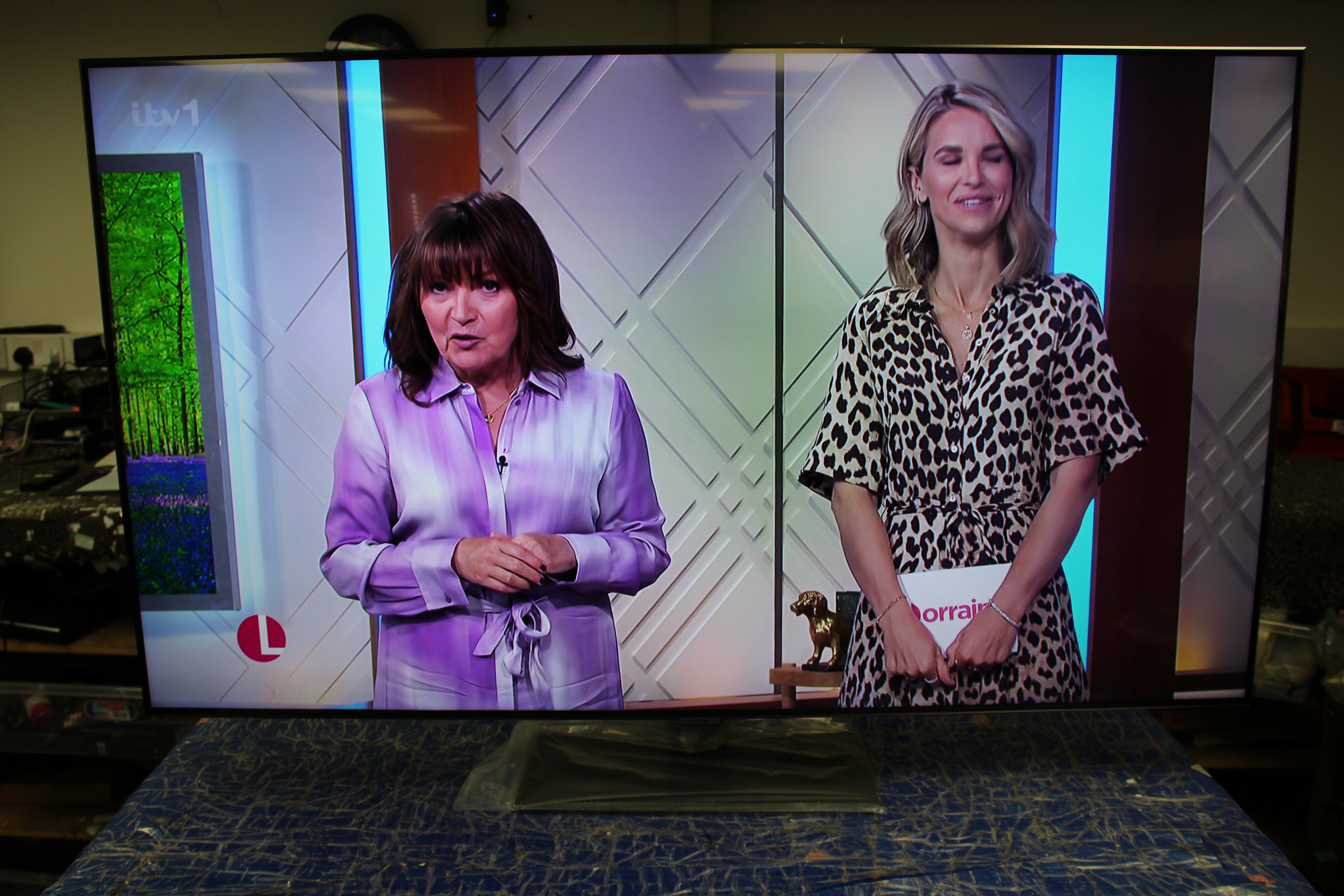 55" Samsung QE55Q80TATXXU Quantum 4K UHD HDR QLED TV - Electronic World TV