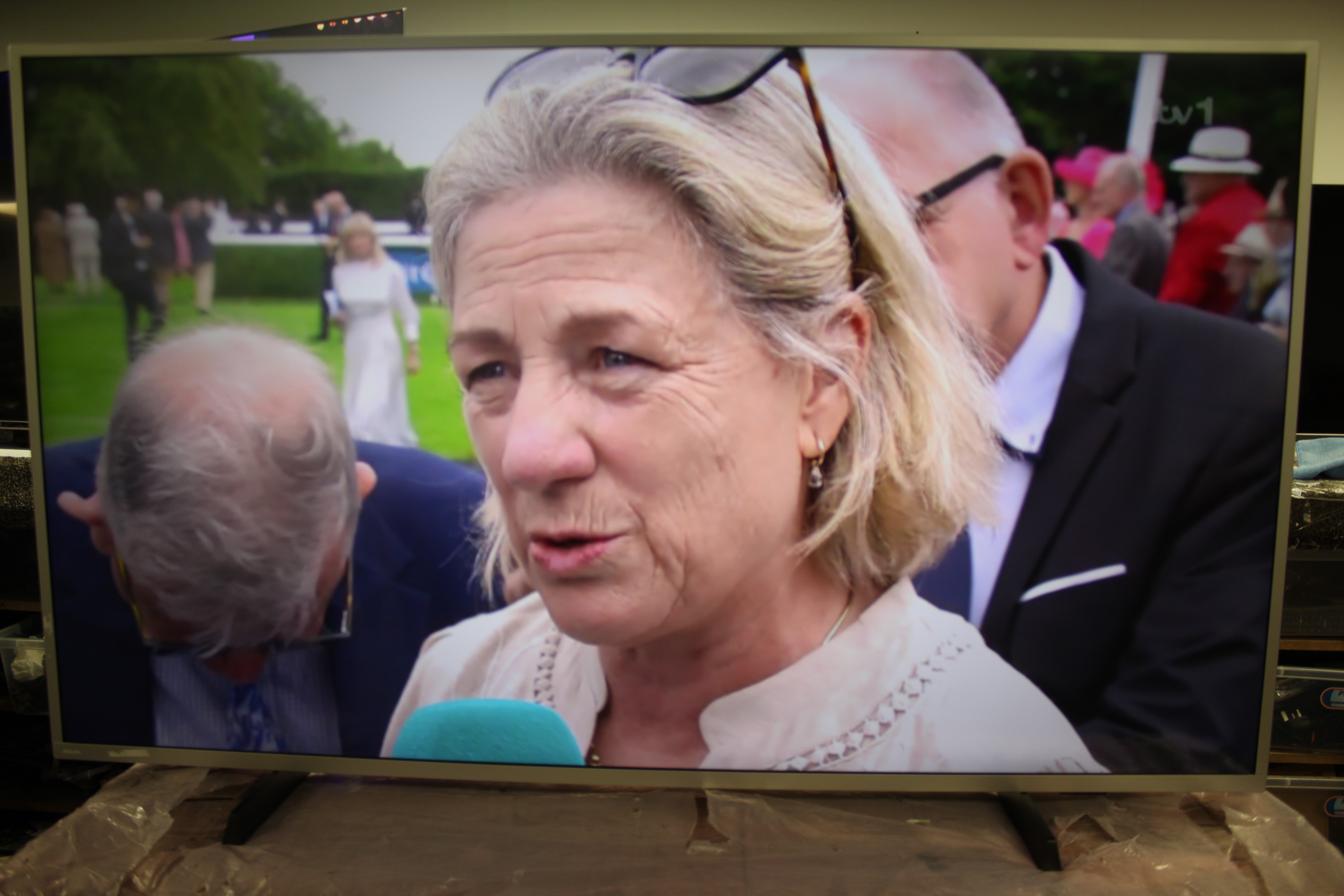 58" Philips 58PUS7855 Ambilight 4K HDR Smart LED TV - Electronic World TV