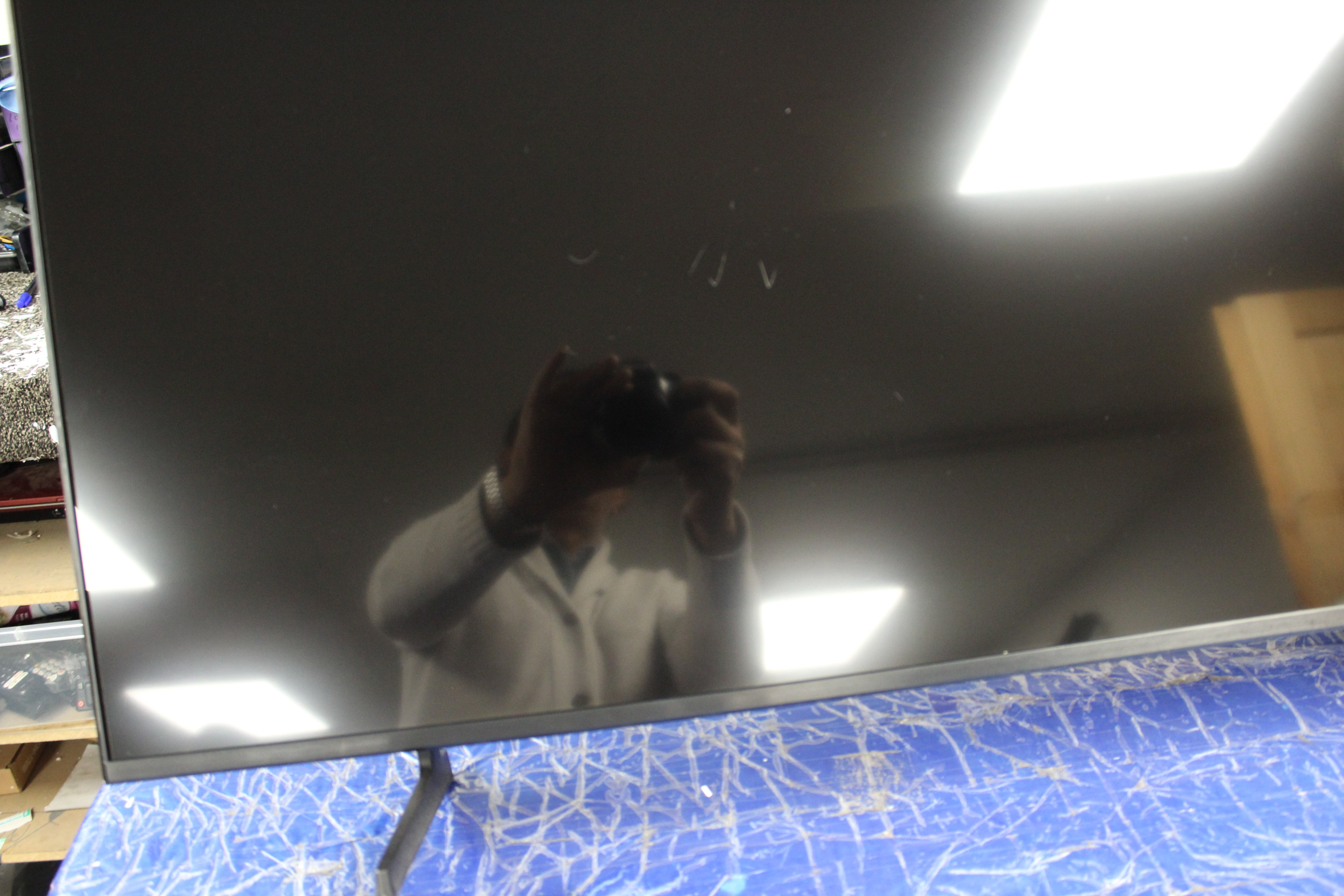 43" Samsung UE43DU7100KXXU 4K HDR Crystal Smart LED TV - Electronic World TV