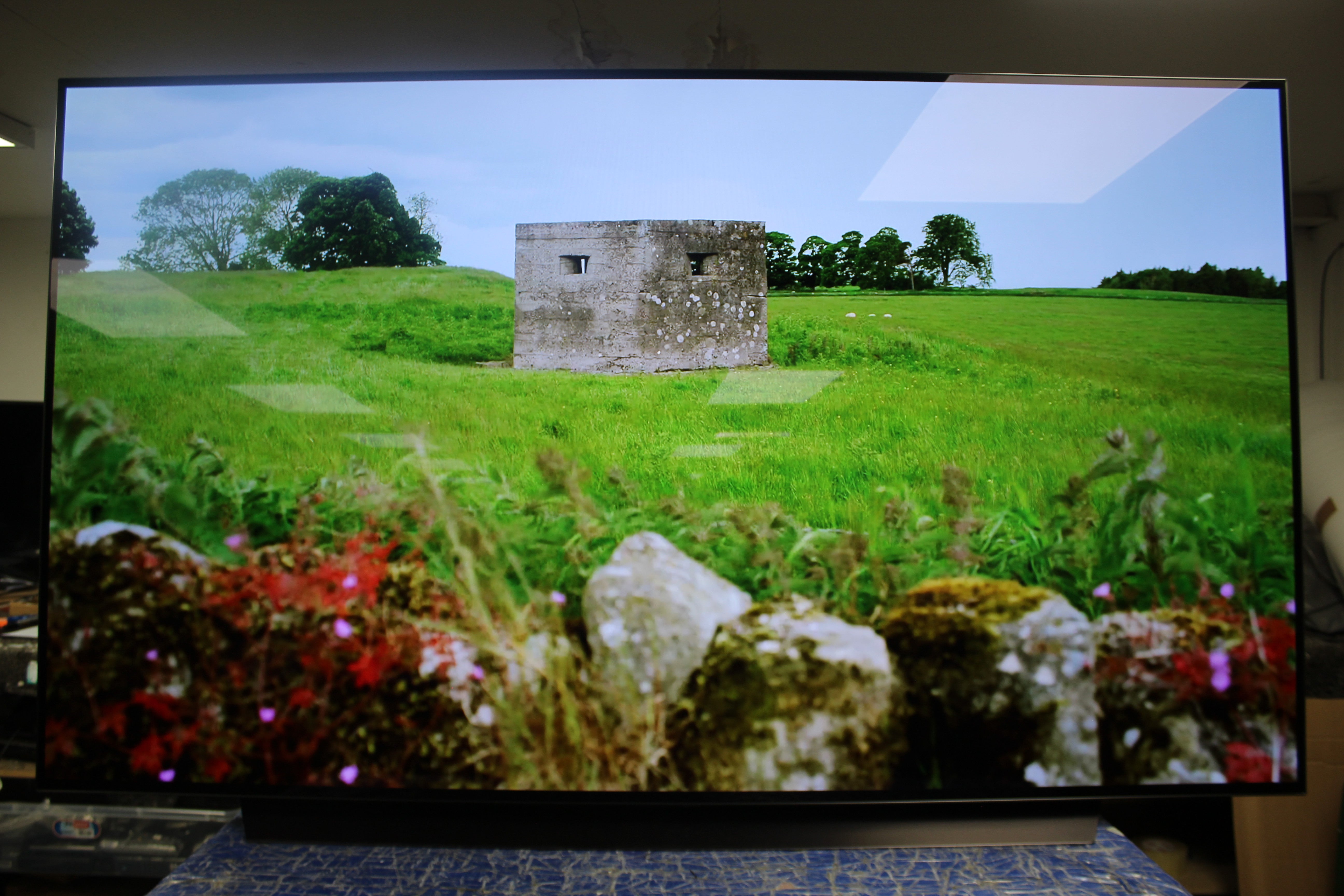 77" LG OLED77C14LB 4K HDR Smart OLED TV - Electronic World TV