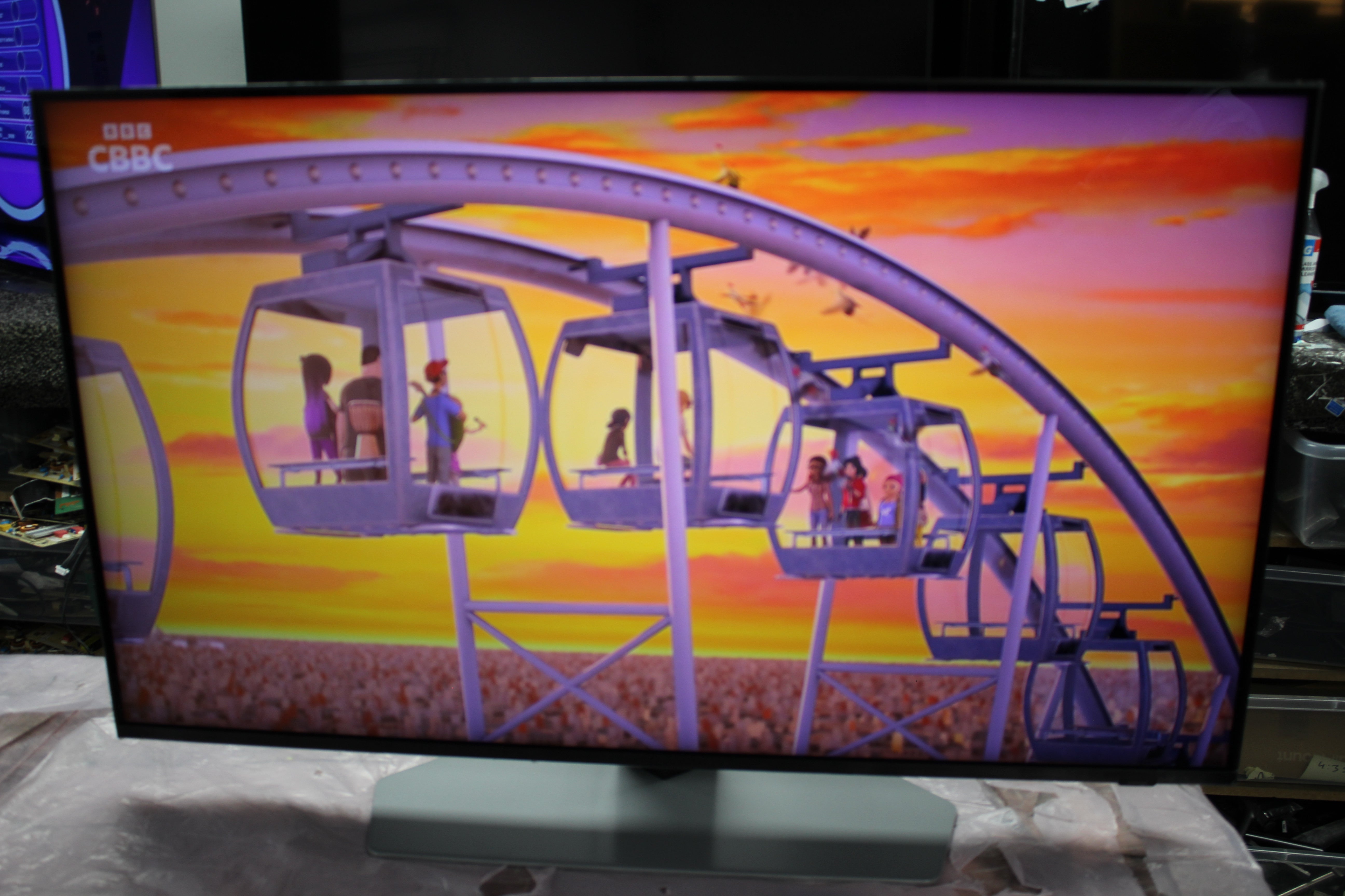 43" Samsung QE43QN90DATXXU Flagship 4K HDR Neo QLED TV - Electronic World TV