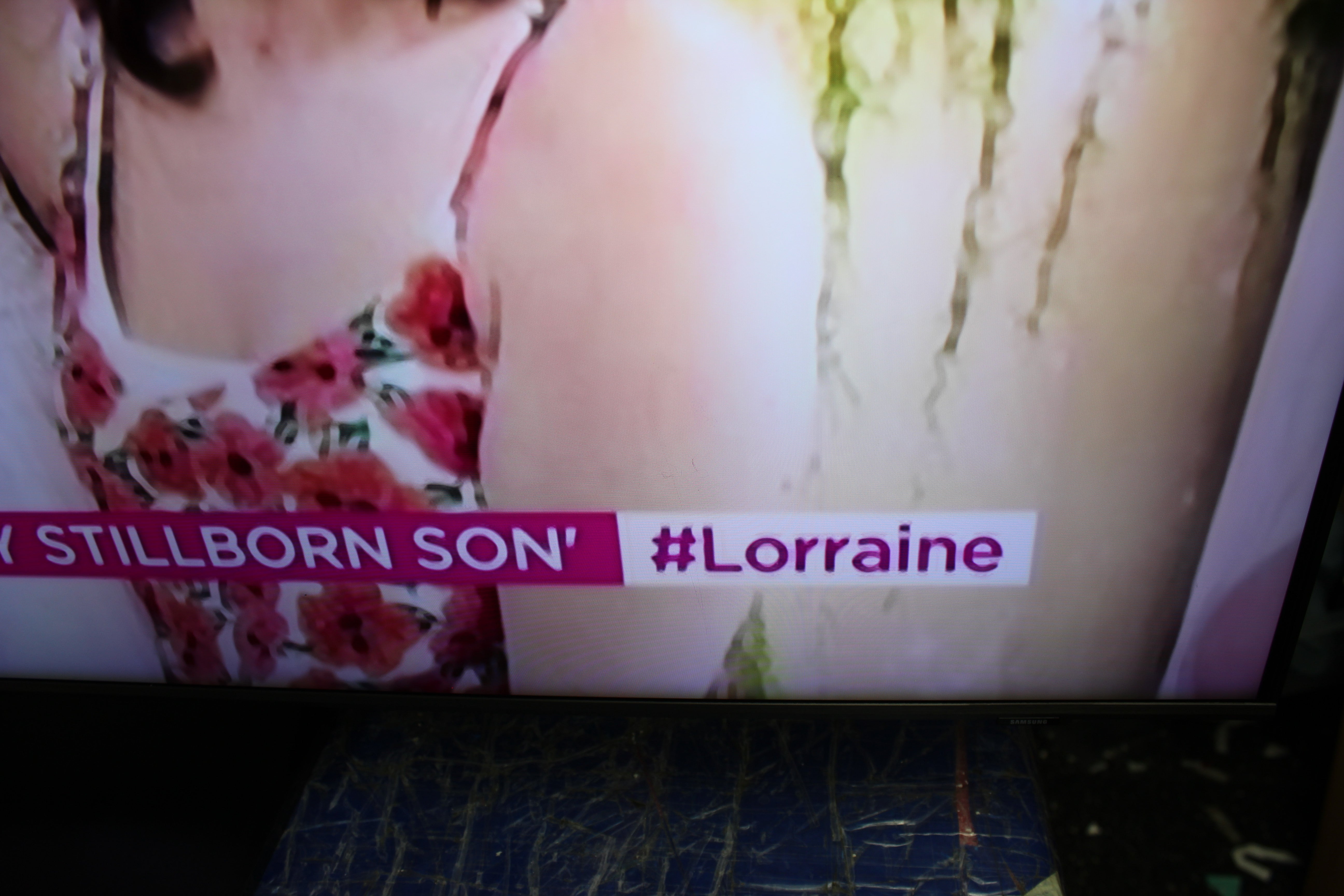 55" Samsung QE55Q70D 4K HDR Smart QLED TV - Electronic World TV